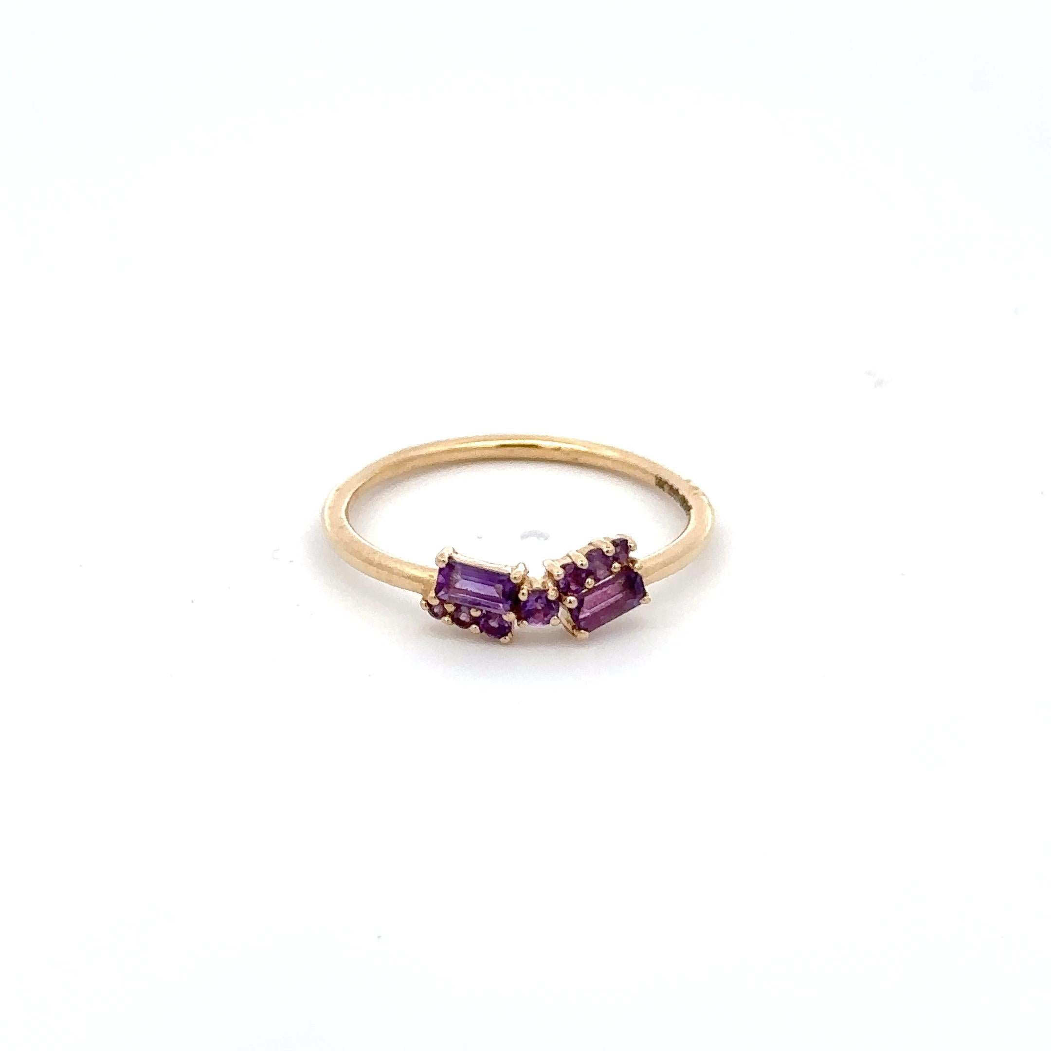 For Sale:  Everyday Wear Asymmetrical Amethyst Ring For Her in 14k Solid Yellow Gold 3