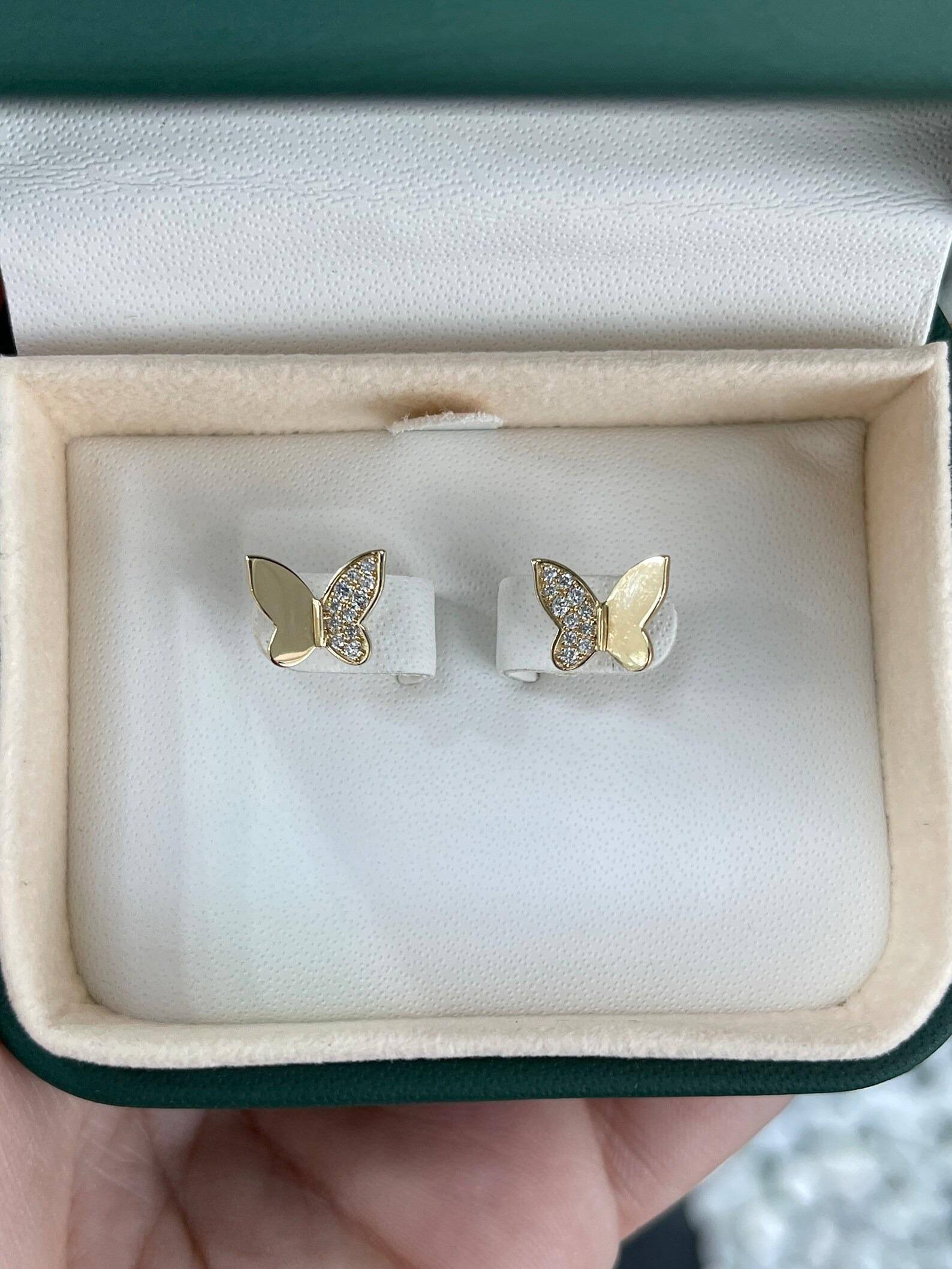 Modern Dainty Everyday Pavé Set Butterfly Diamond Mini Stud Earrings Yellow Gold 14K For Sale