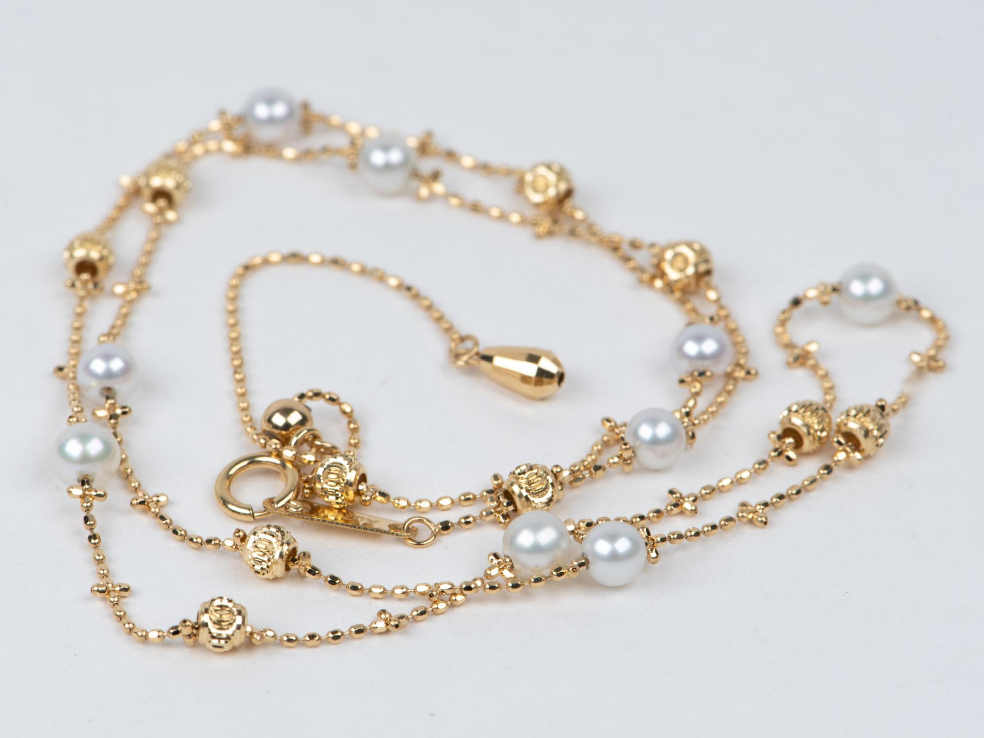 da uomo o donna Delicata collana di perle d'acqua dolce con catena d'oro 18k lucida, ideale per essere abbinata a più persone in vendita