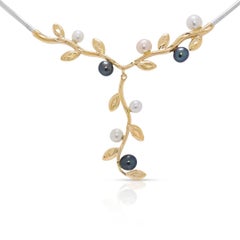 Dainty Freshwater Pearls Necklace in Two-Toned Gold