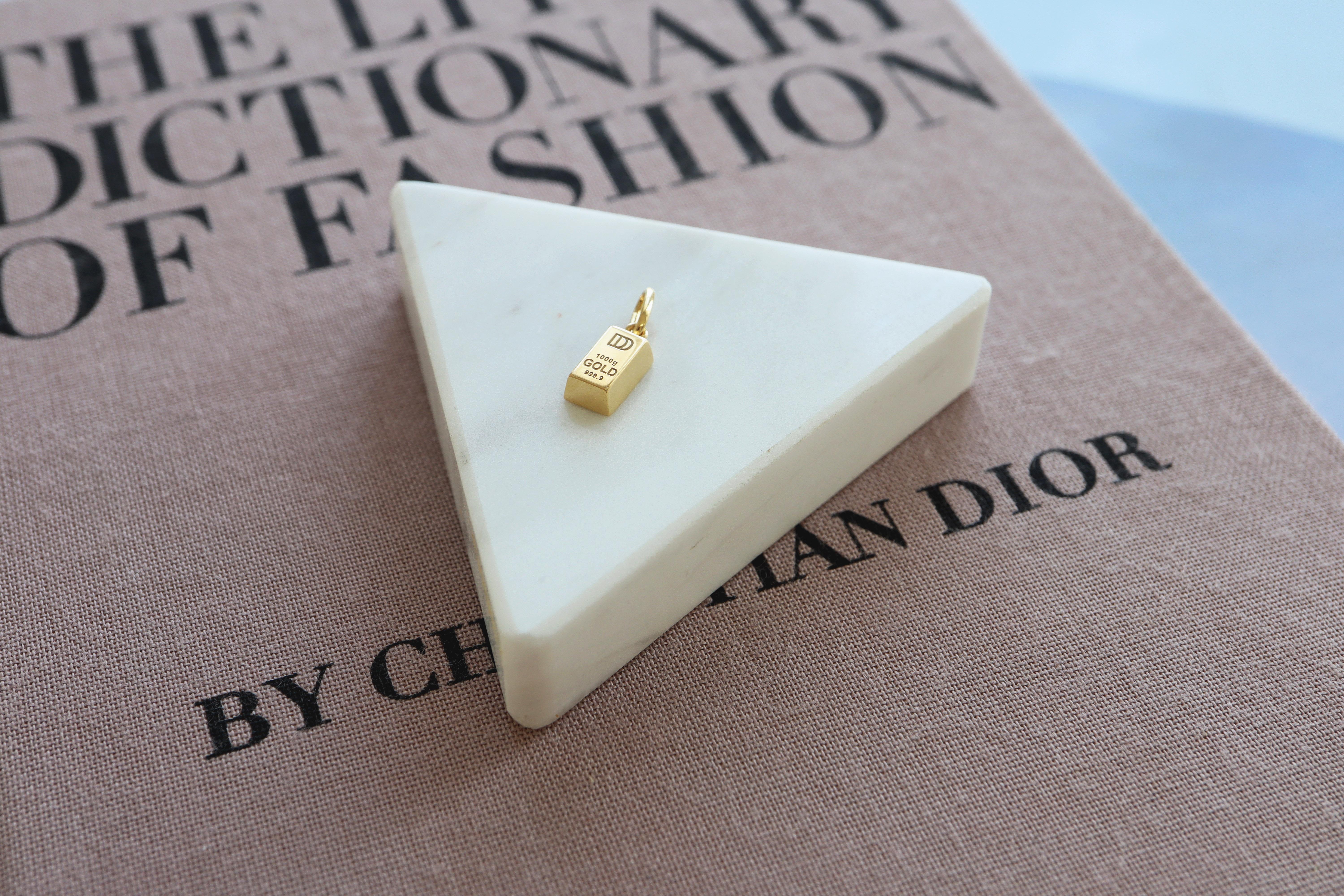 Dainty Gold Brick Pendant, 18k Gold  In New Condition For Sale In Los Angeles, CA