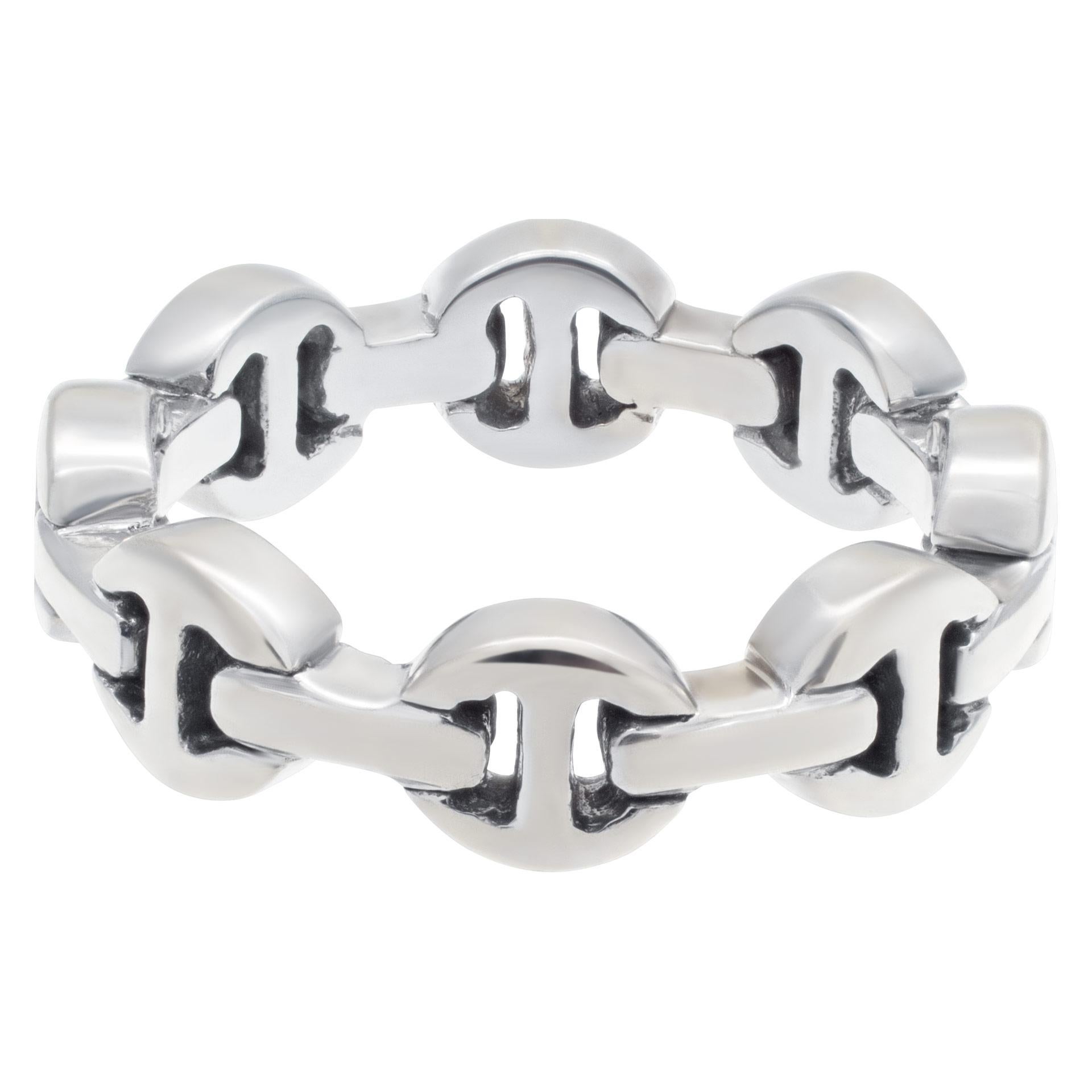 Dainty Link 18k White Gold Ring In Excellent Condition For Sale In Surfside, FL