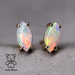 Dainty Ohrstecker aus massivem Opal im australischen Marquise-Schliff 14K Gelbgold