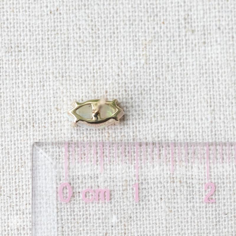 Pendientes delicados de ópalo macizo australiano talla marquesa Oro amarillo de 14 quilates en venta 3