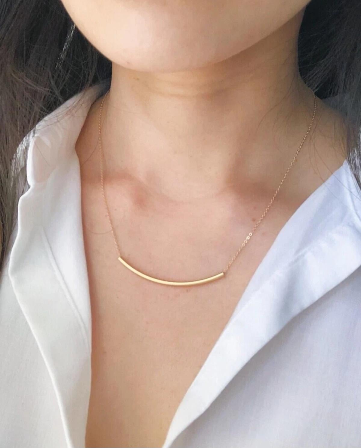 Round Cut Dainty Minimalist Necklace Sterling Silver Modern Necklace Women Birthday Gift. For Sale