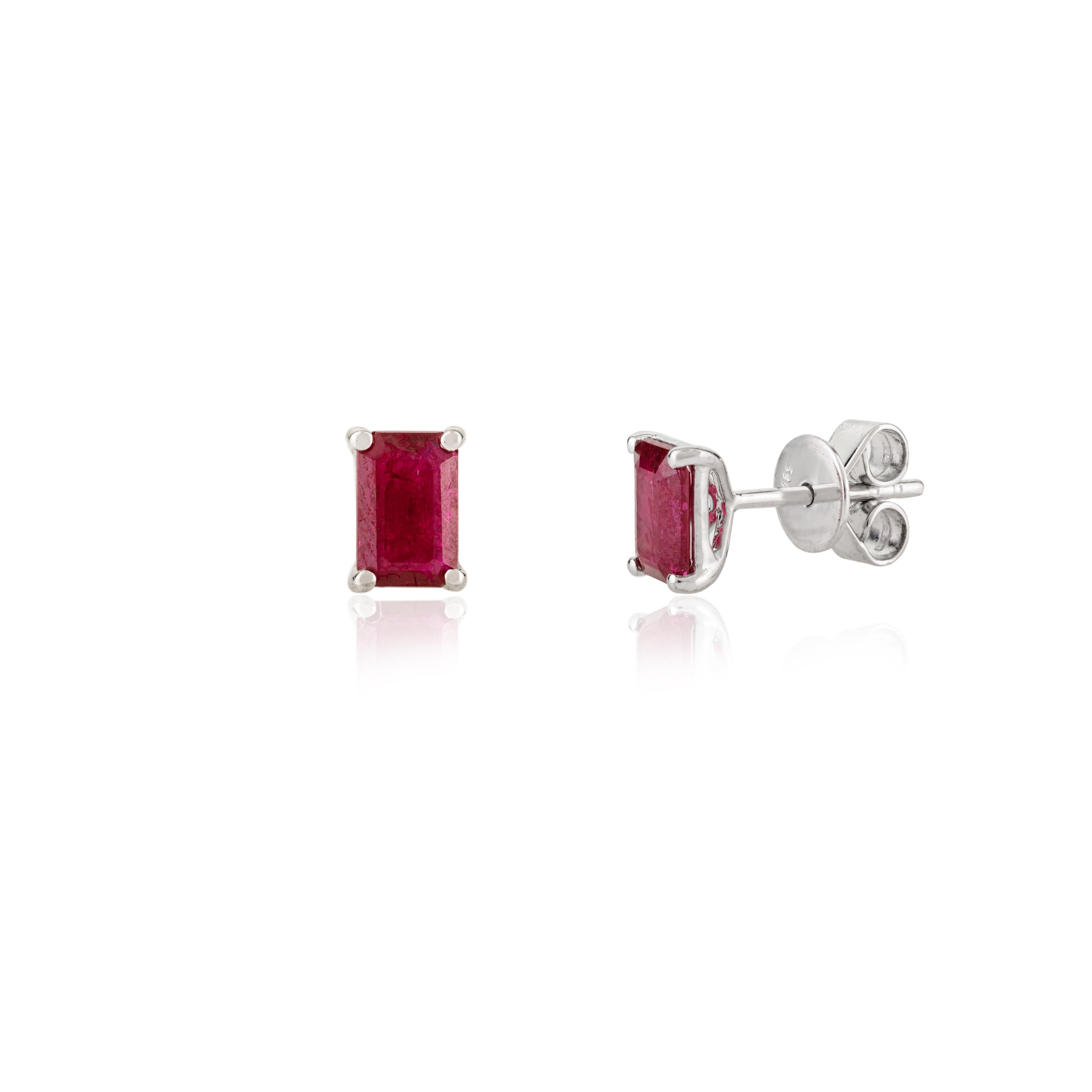 Dainty Natural Ruby Gemstone Stud Earrings in 14 Karat Solid White Gold In New Condition For Sale In Houston, TX