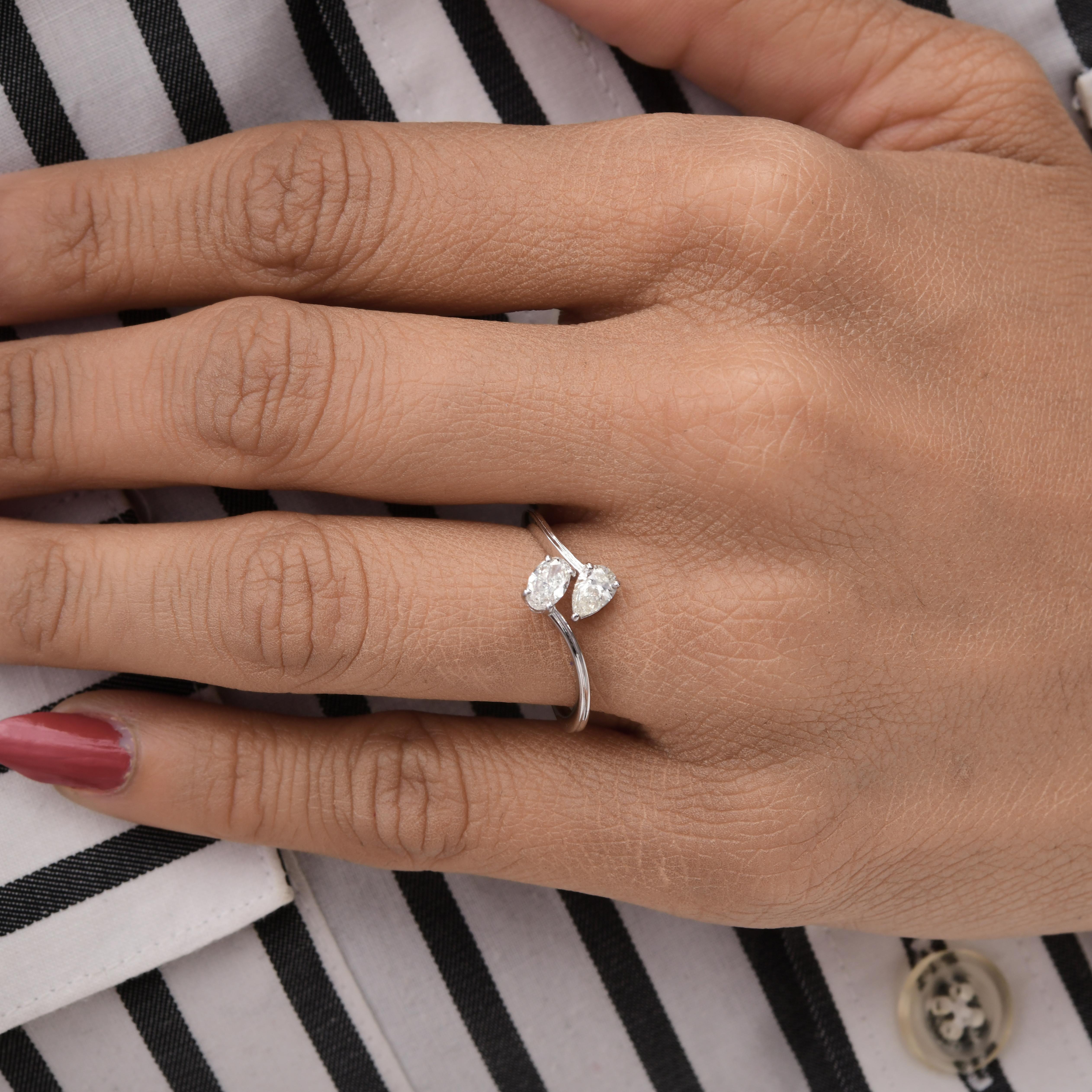 Im Angebot: Zierlicher Oval-Birnenschliff Toi et Moi Natürlicher SI/HI Diamantring 14 Karat Weißgold () 2