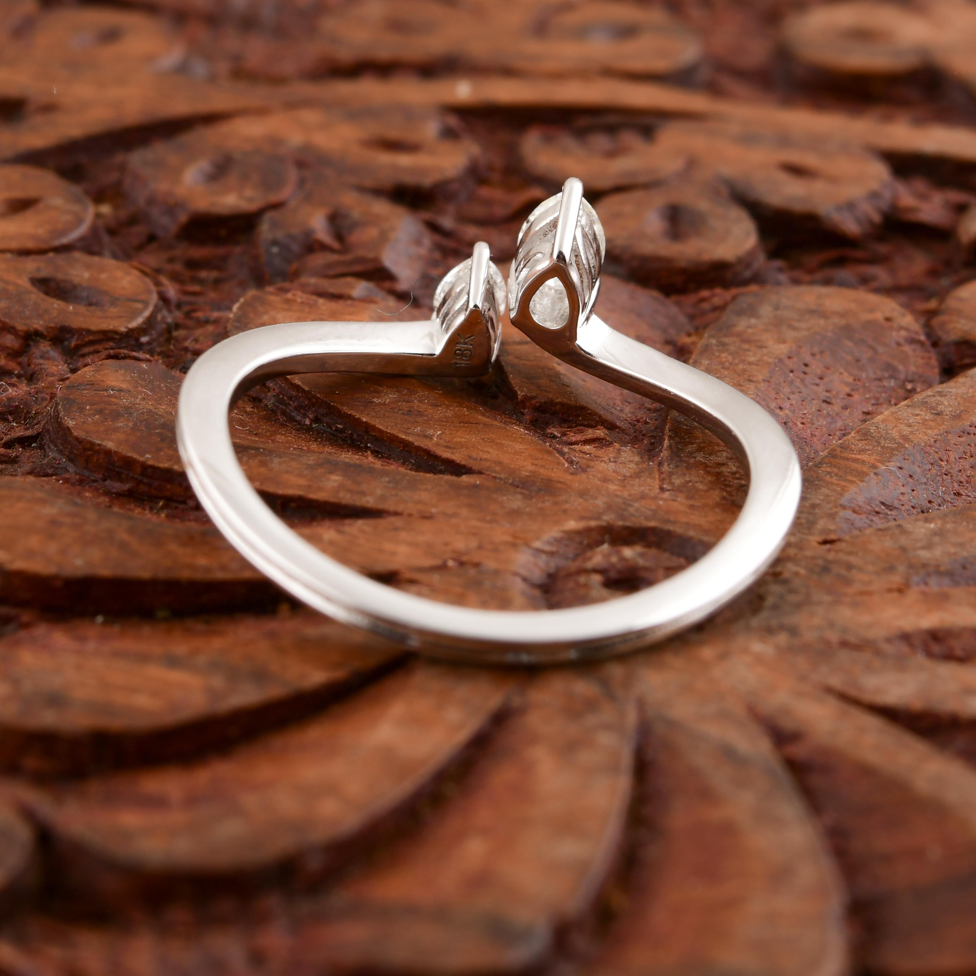 Im Angebot: Zierlicher SI/H-Diamantring mit Birnenschliff und zwei Steinen, 18 Karat Weißgold, alle Zölle gezahlt () 9
