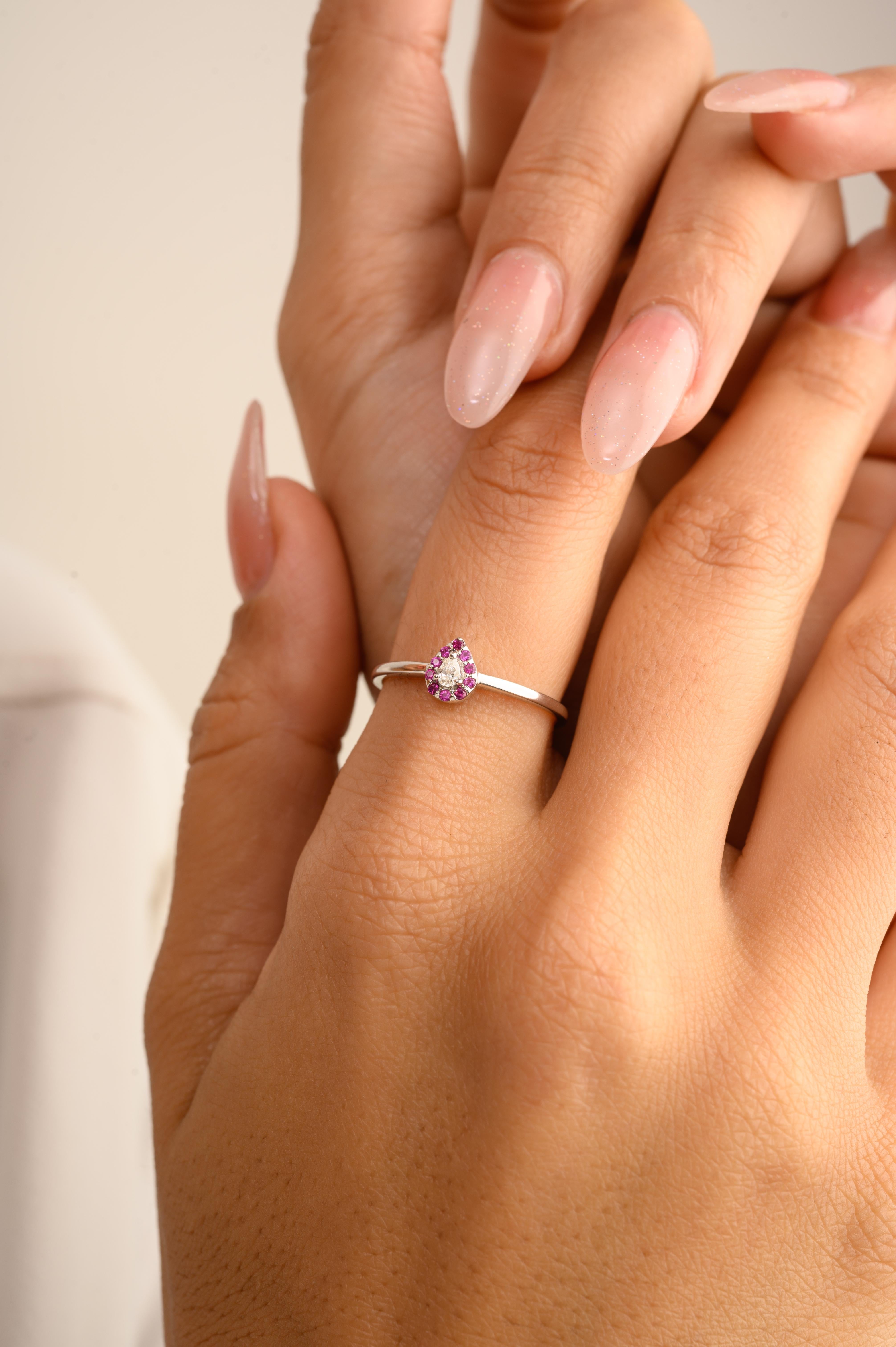 in vendita:  Anello con diamante aureolato a forma di pera e rubino realizzato a mano in oro bianco massiccio 14k 6