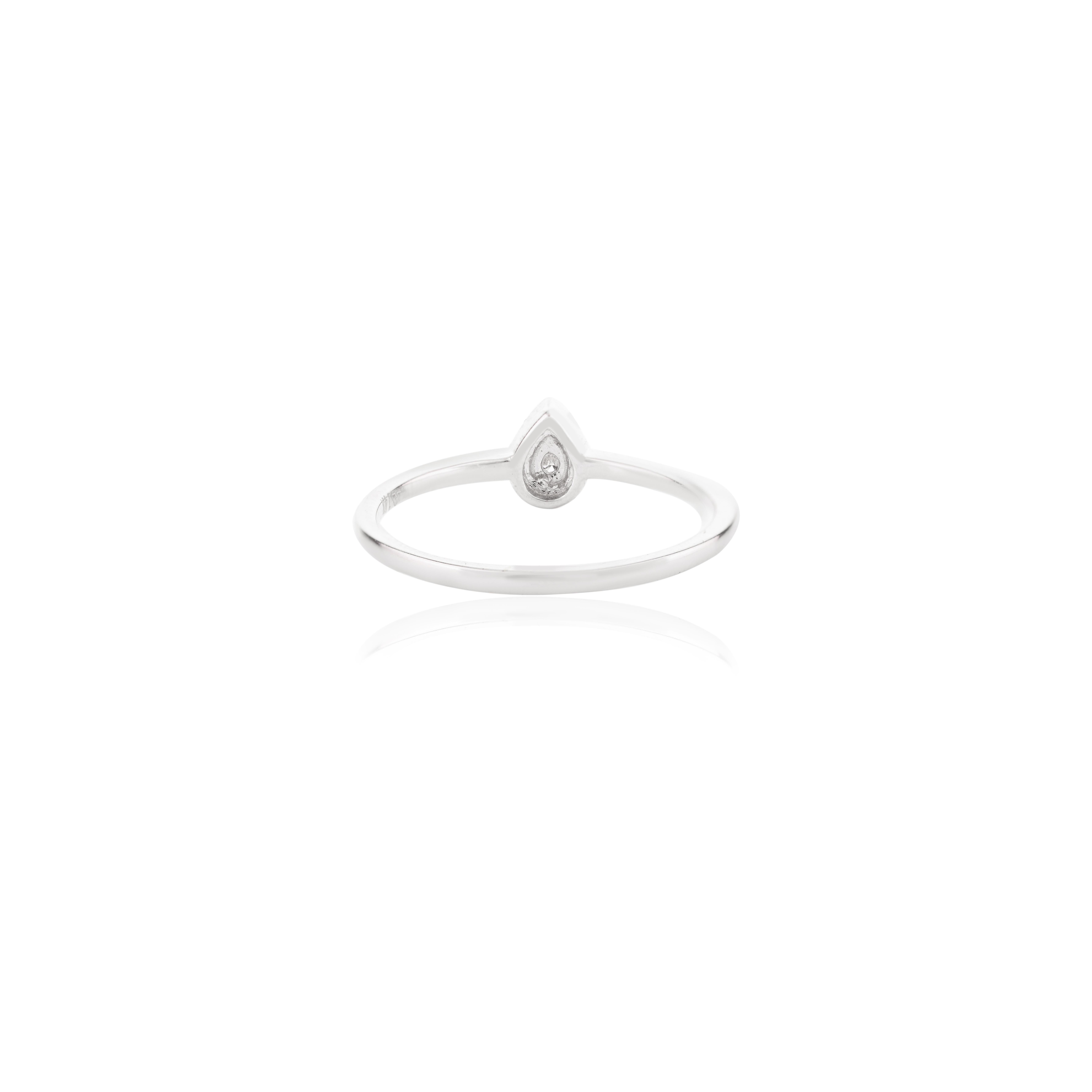 in vendita:  Anello con diamante aureolato a forma di pera e rubino realizzato a mano in oro bianco massiccio 14k 7