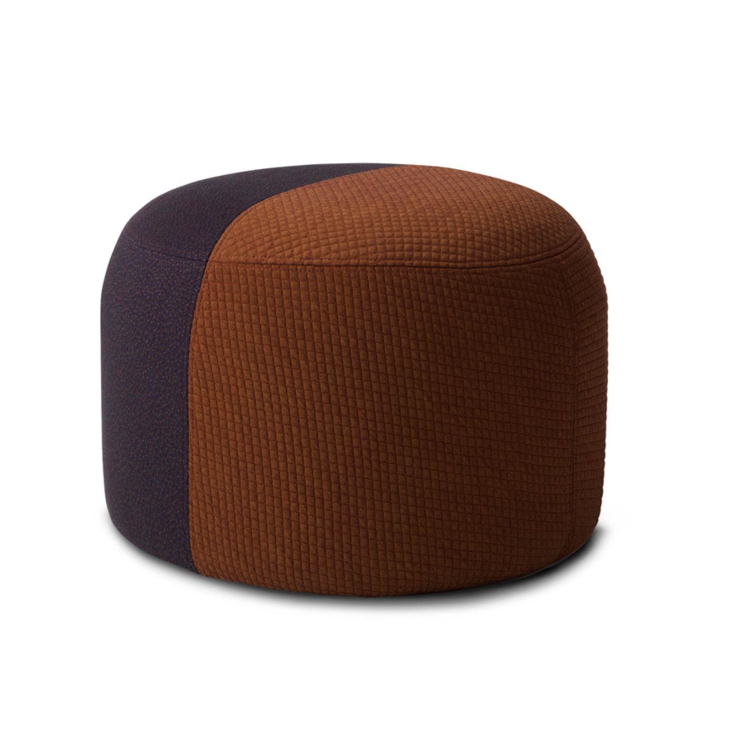 Dainty Pouf Mosaic sprinkles rusty eggplant by Warm Nordic
Dimensions: D55 x H 39 cm
Material: Textile upholstery, Wooden frame, foam.
Weight: 9.5 kg
Also available in different colours and finishes. 

Sophisticated, two-coloured pouf with
