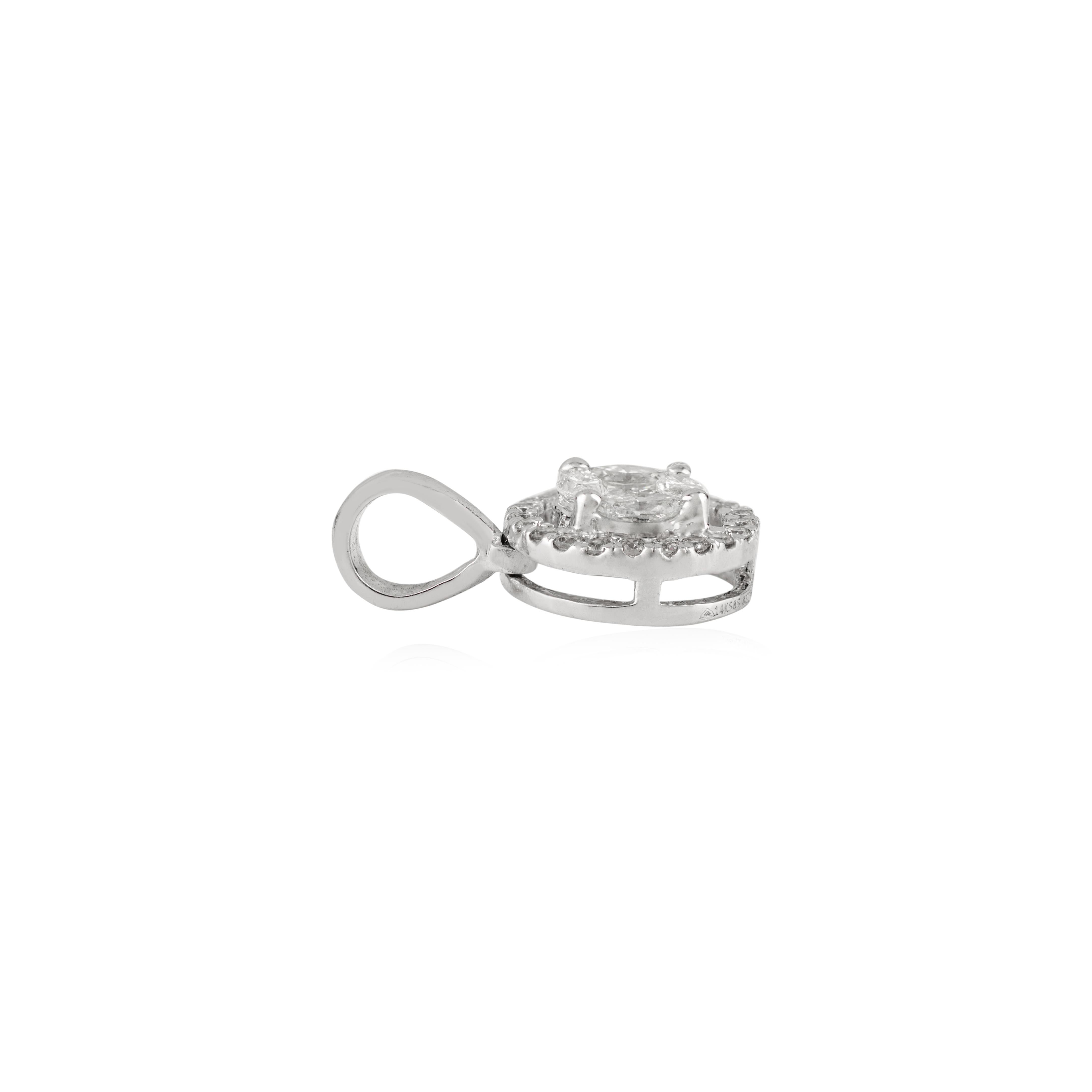 Pendentif en or blanc 14K serti de diamants ronds en forme de grappe, cadeau de joaillerie en vente 3