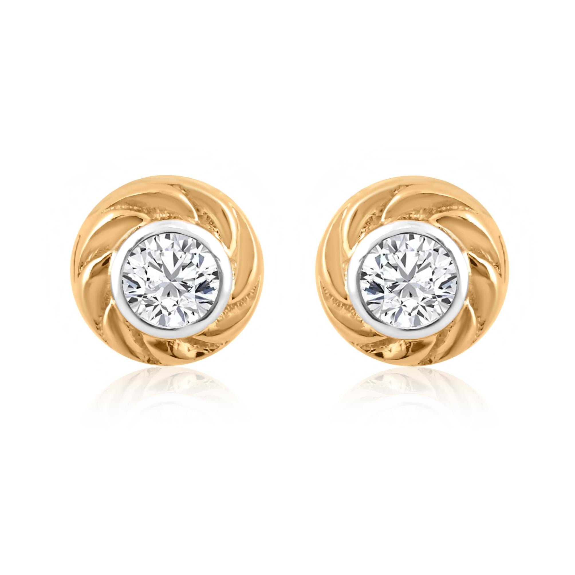 Dainty Round Cut Natural SI/H Diamond Stud Ears 10K Solid Yellow Gold (Boucles d'oreilles en or jaune massif) en vente