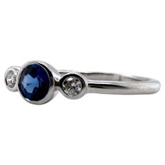 Dainty Sapphire
Diamond Three Stone Ring 18K White Gold