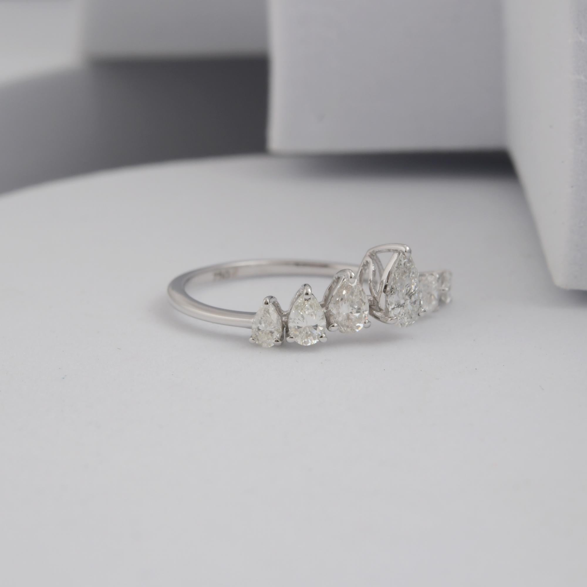 in vendita:  Dainty SI/H 0,79 Carat Diamond Stackable Promise Band Ring Oro bianco 18 carati 7