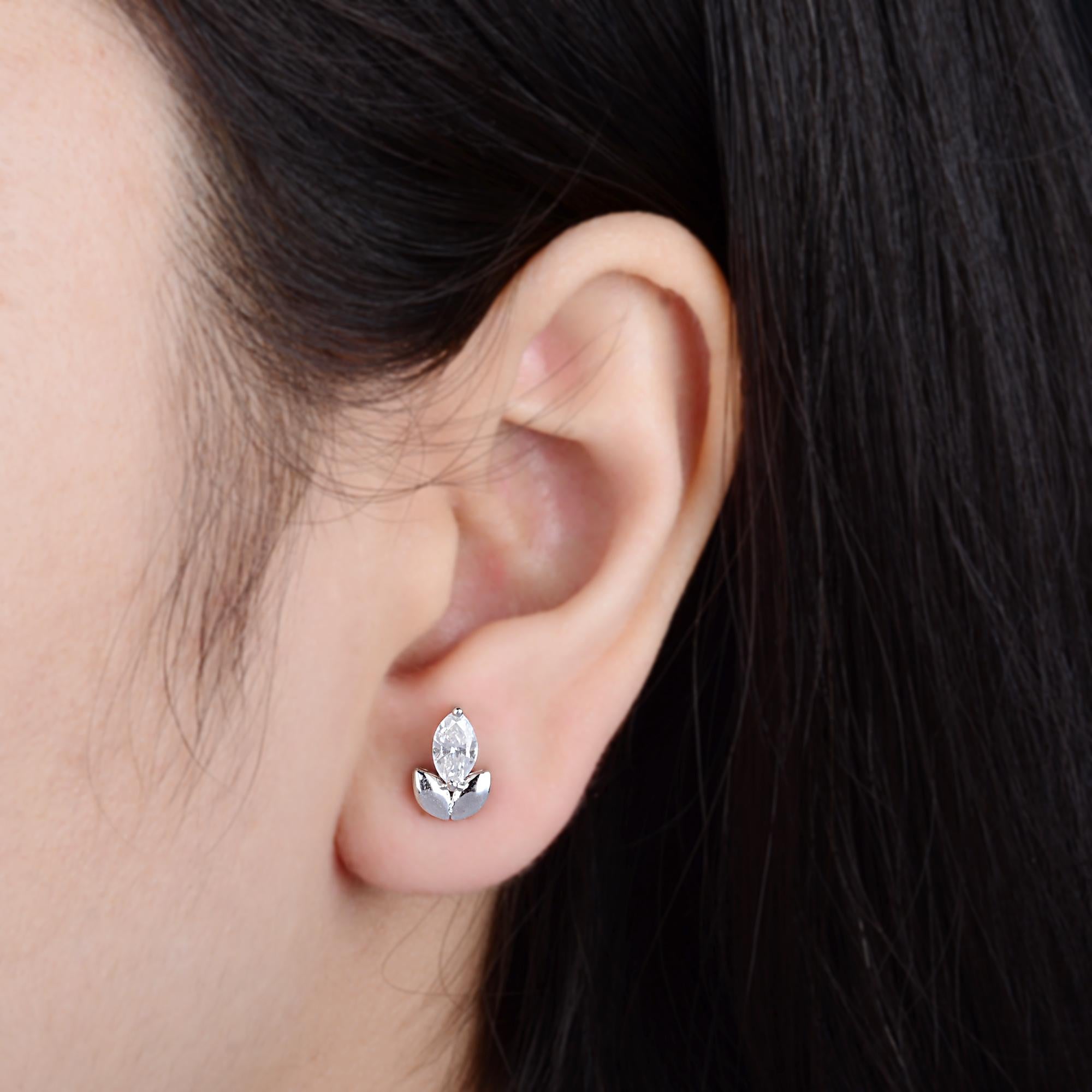 Orecchini con diamanti SI/H Marquise 0,85 carati in oro bianco massiccio 10k Dainty H. H.
I diamanti sono un simbolo universale di eternità e forza. È una pietra di aprile, perfetta per lo zodiaco dell'Ariete. 

Dettagli:-
Codice articolo :-