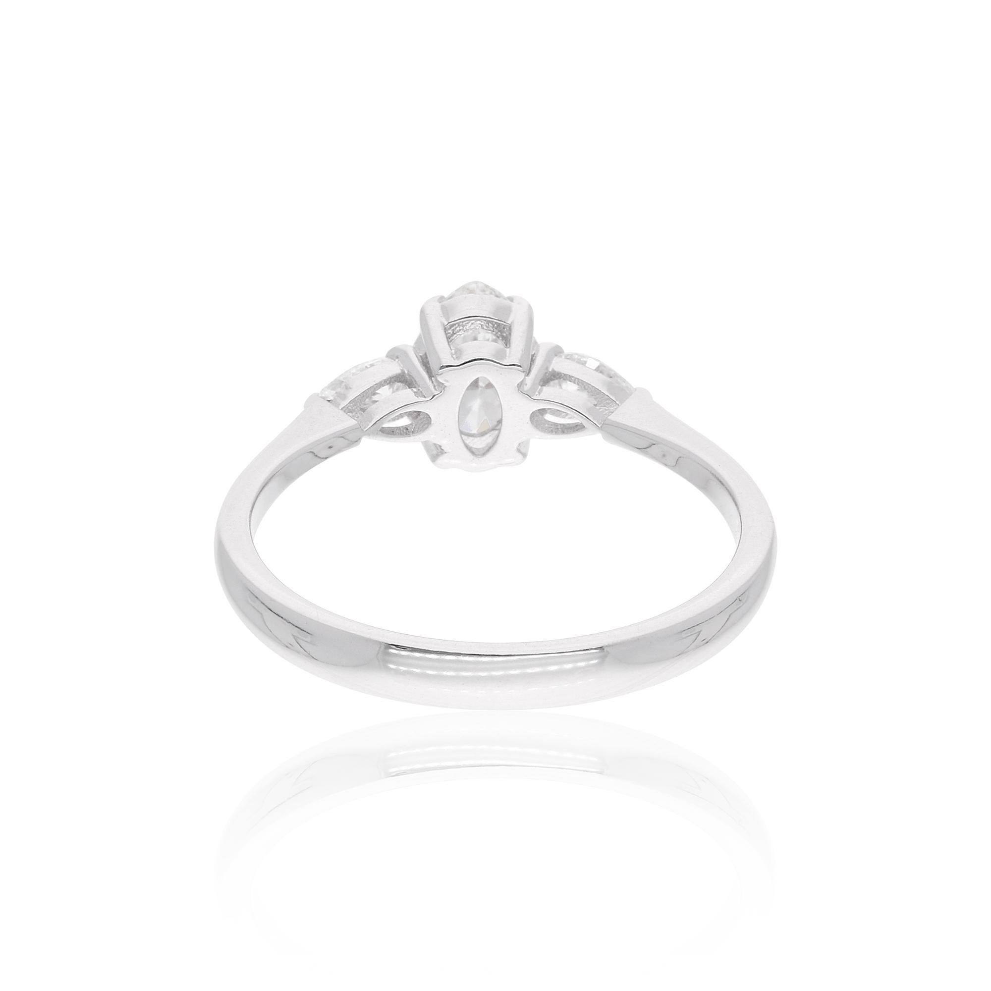 Im Angebot: Zierlicher SI/H Marquise Birne Diamant Drei Stein Verlobungsring 18k Weißgold () 2