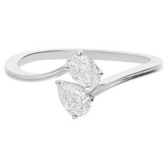 Dainty SI/H Natural Diamond Two Stone Toi et Moi Ring 18 Karat White Gold (bague à deux pierres Toi et Moi)