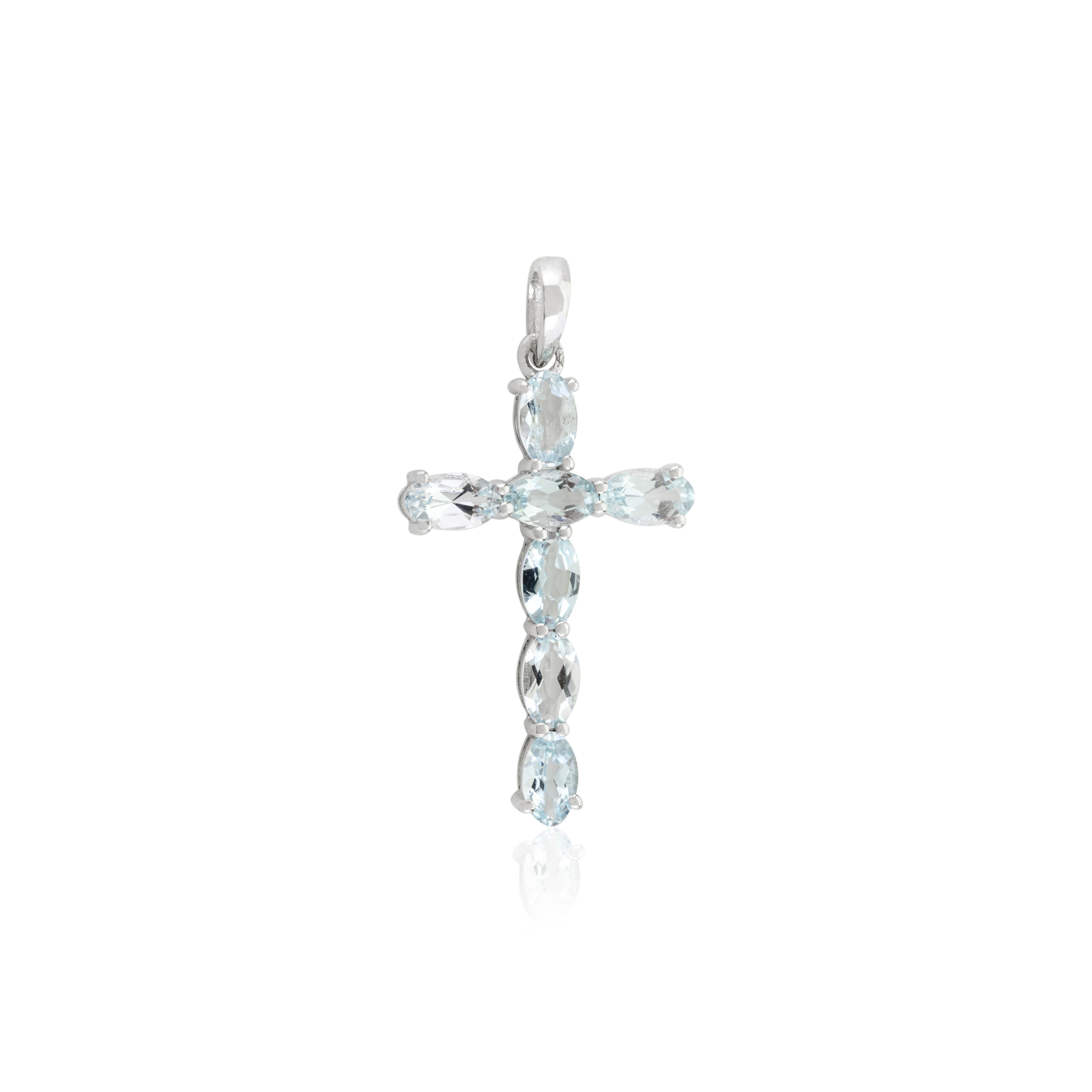 Dainty unisexe pendentif croix d'aigue-marine 1,16 ct. pt. en or blanc massif 18 carats Pour femmes en vente