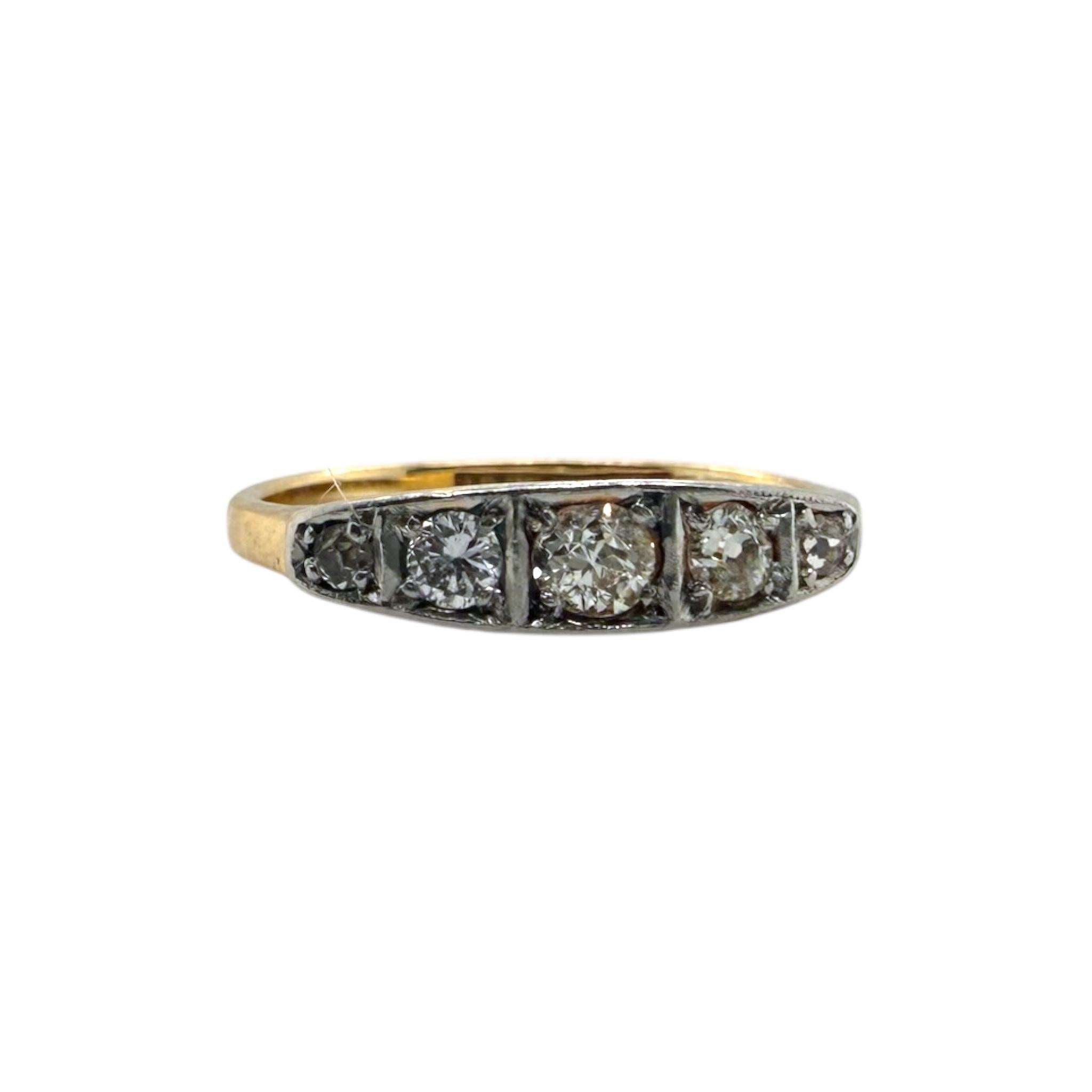 Dainty Vintage Diamond Band Or jaune 18K et Platine en vente 3