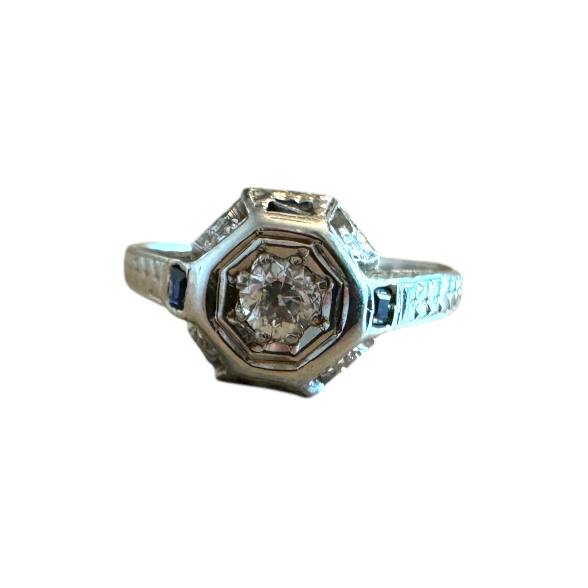 Dainty Vintage Diamond & Sapphire Bague Belias Pour femmes en vente