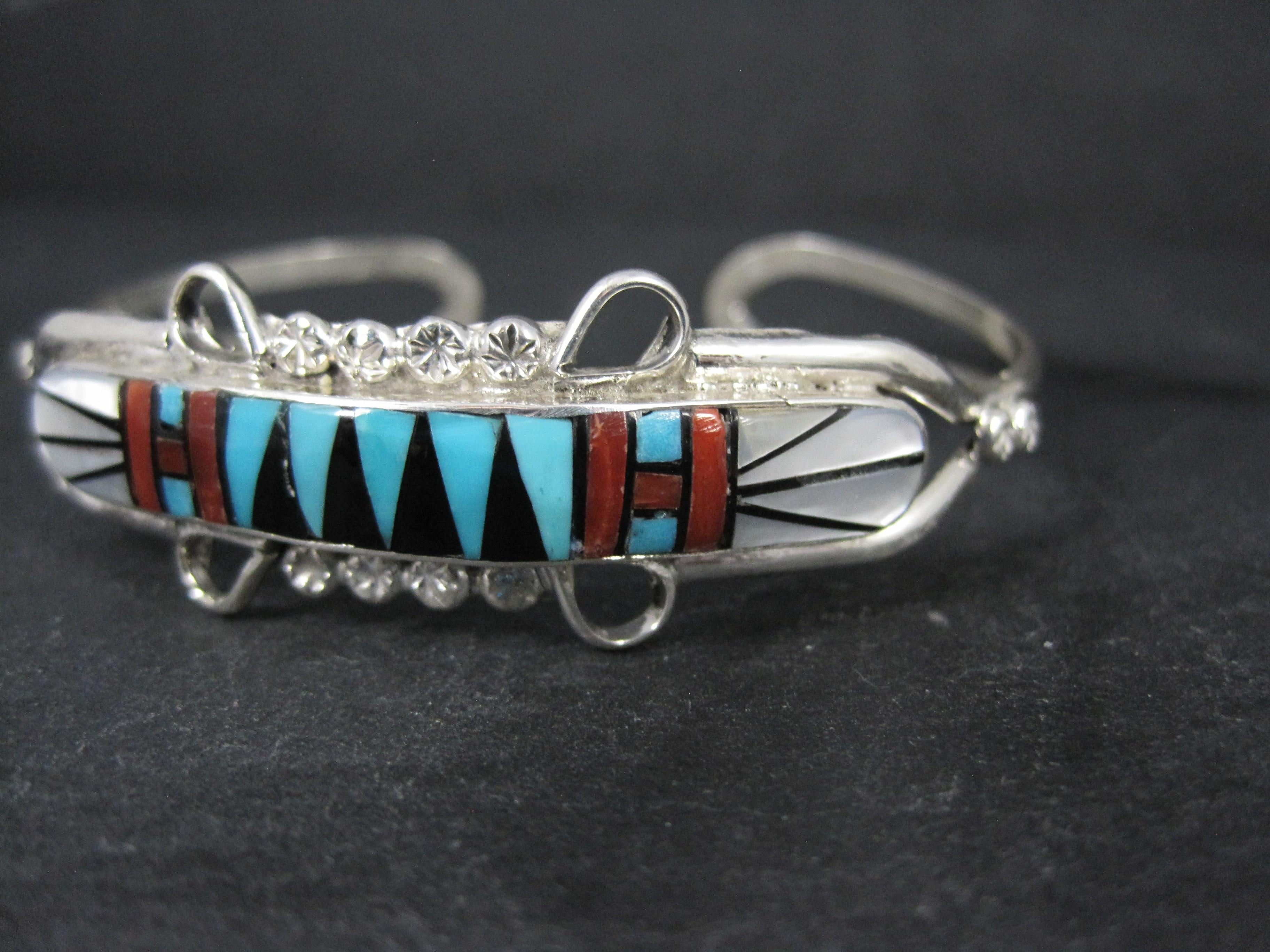 Delicado brazalete con incrustaciones Zuni 6.25 Pulgadas Corte mixto en venta