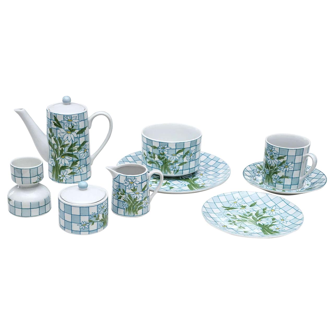 Daisies and Checkerboard Decorated Porcelain Breakfast Set For Sale