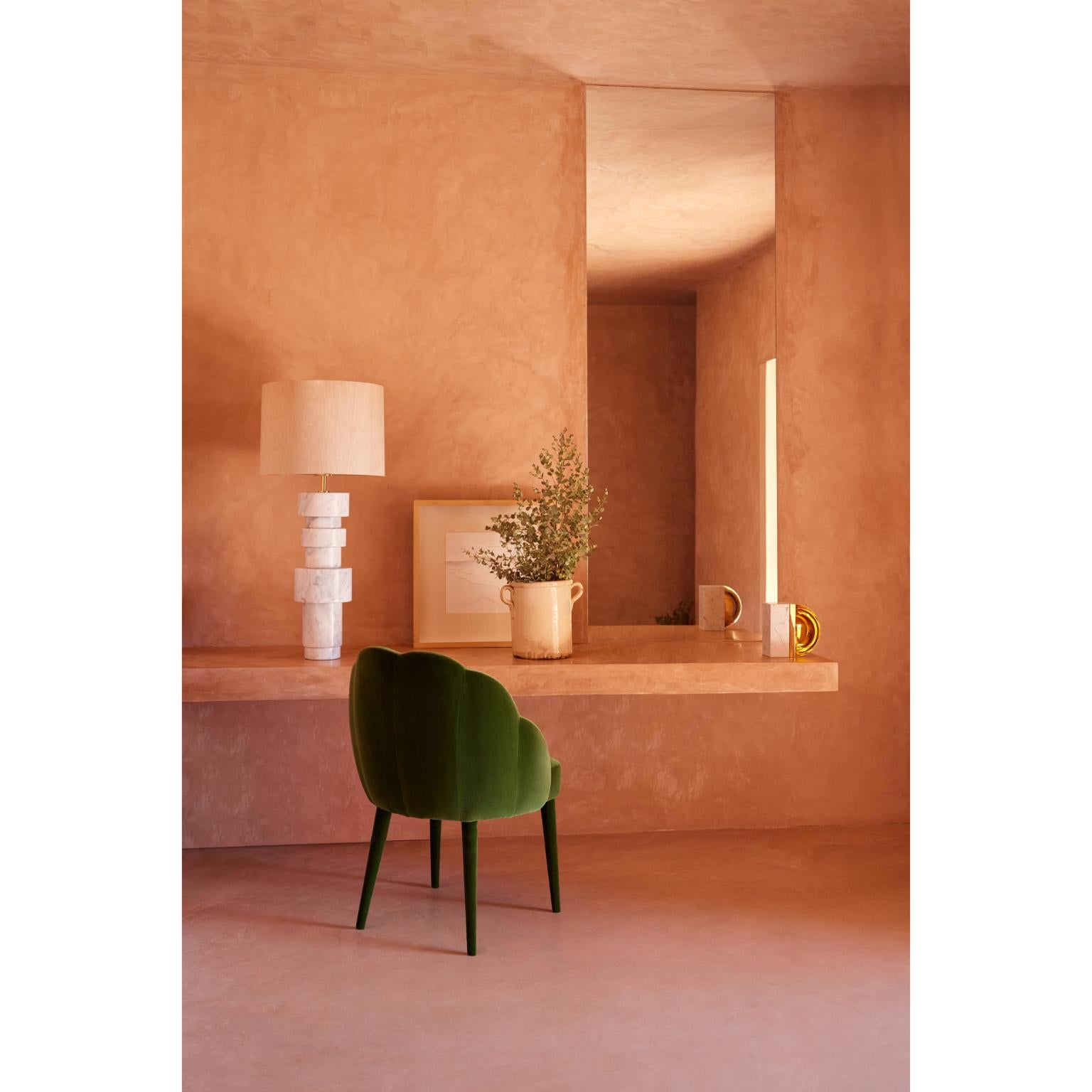 Post-Modern Daisy Chair by Munna For Sale
