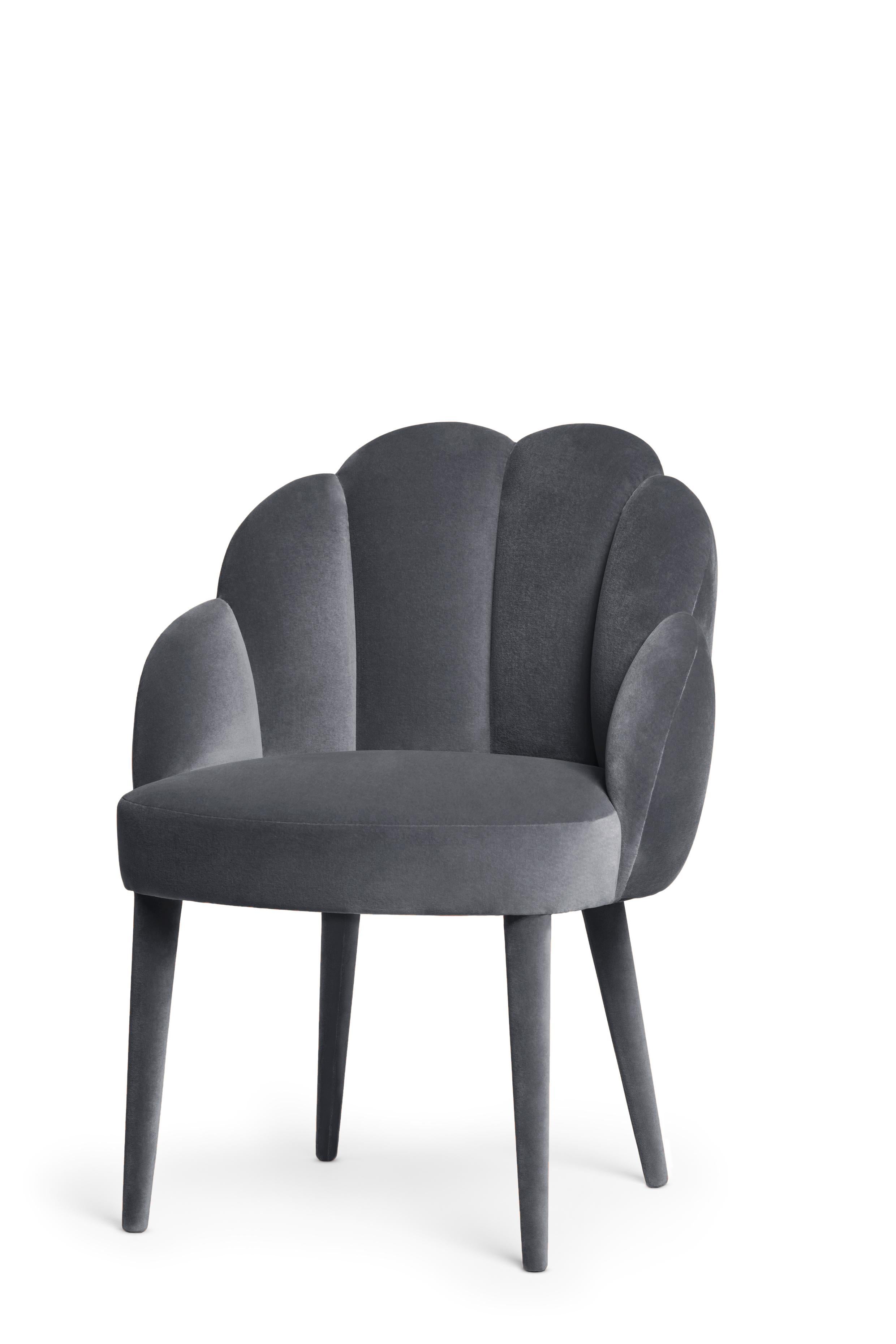 Portuguese Daisy Chair by Munna For Sale