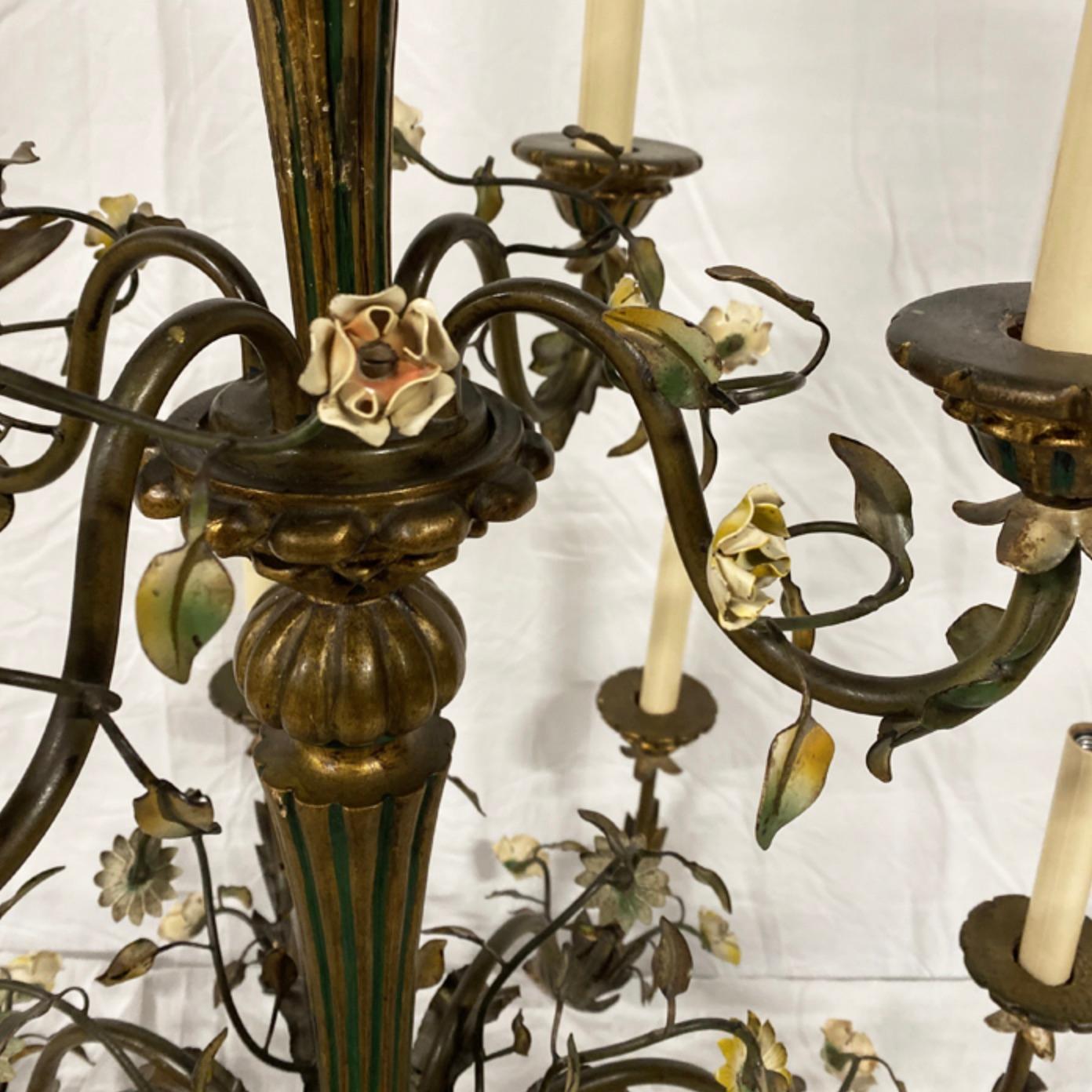 Daisy Chandelier In Good Condition For Sale In Sag Harbor, NY