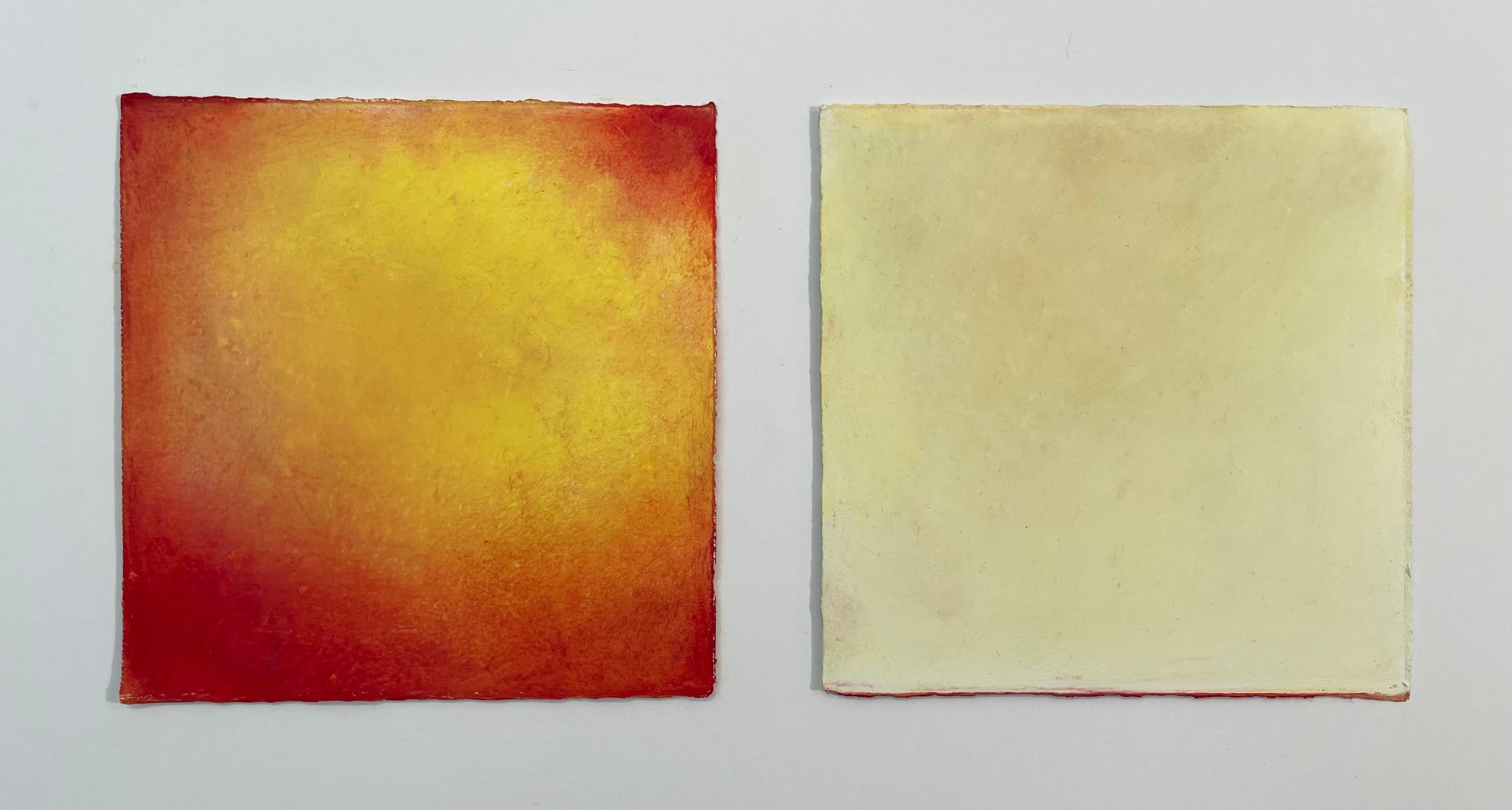 Abstract Painting Daisy Craddock - Or Crimson, pastel à l'huile et bâton à l'huile sur papier, portrait abstrait de fruits au pastel