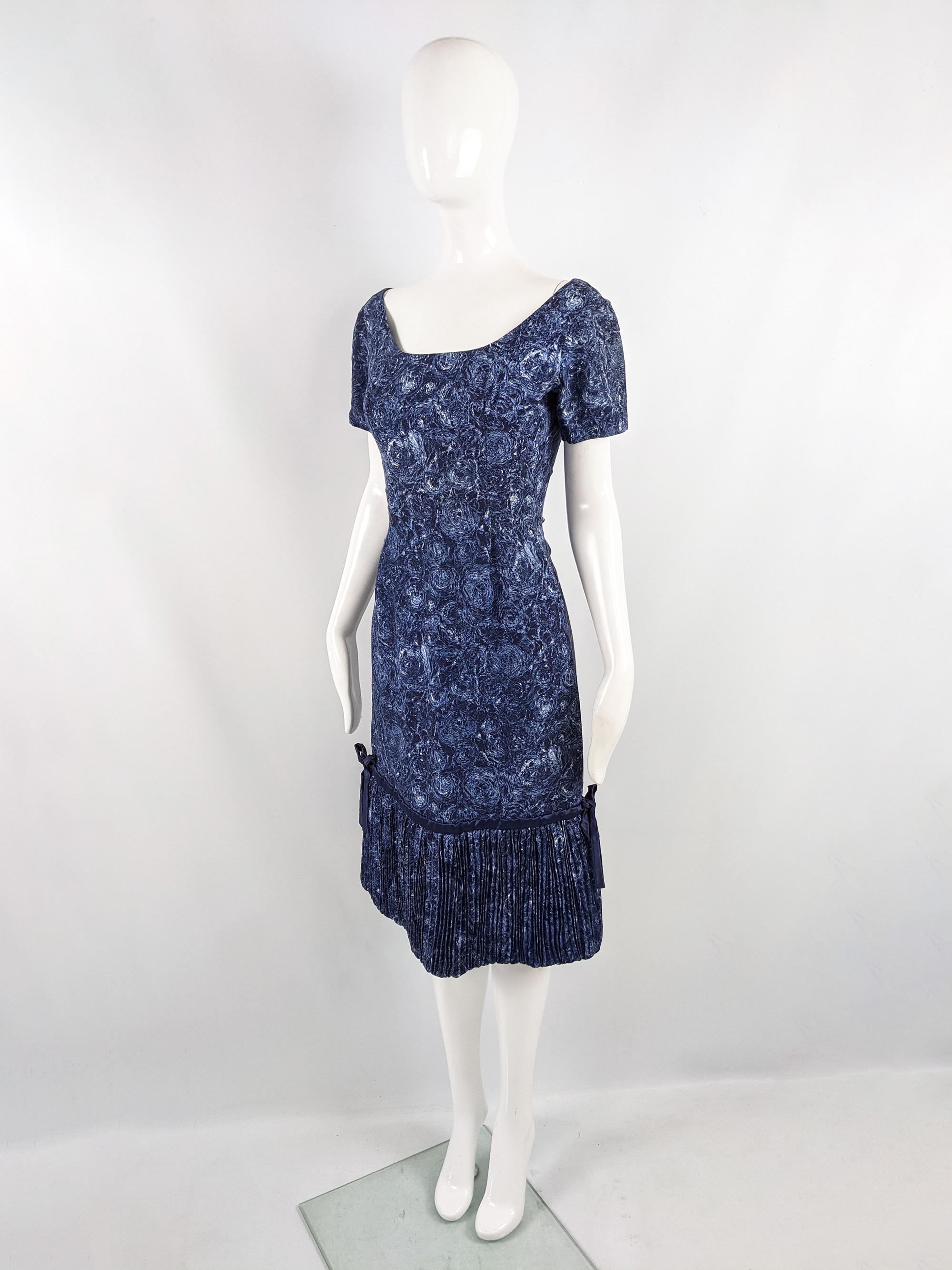 Women's Daisy de Formari of Rome Vintage 50s Blue Floral Pleated Bubble Hem Dress, 1950s