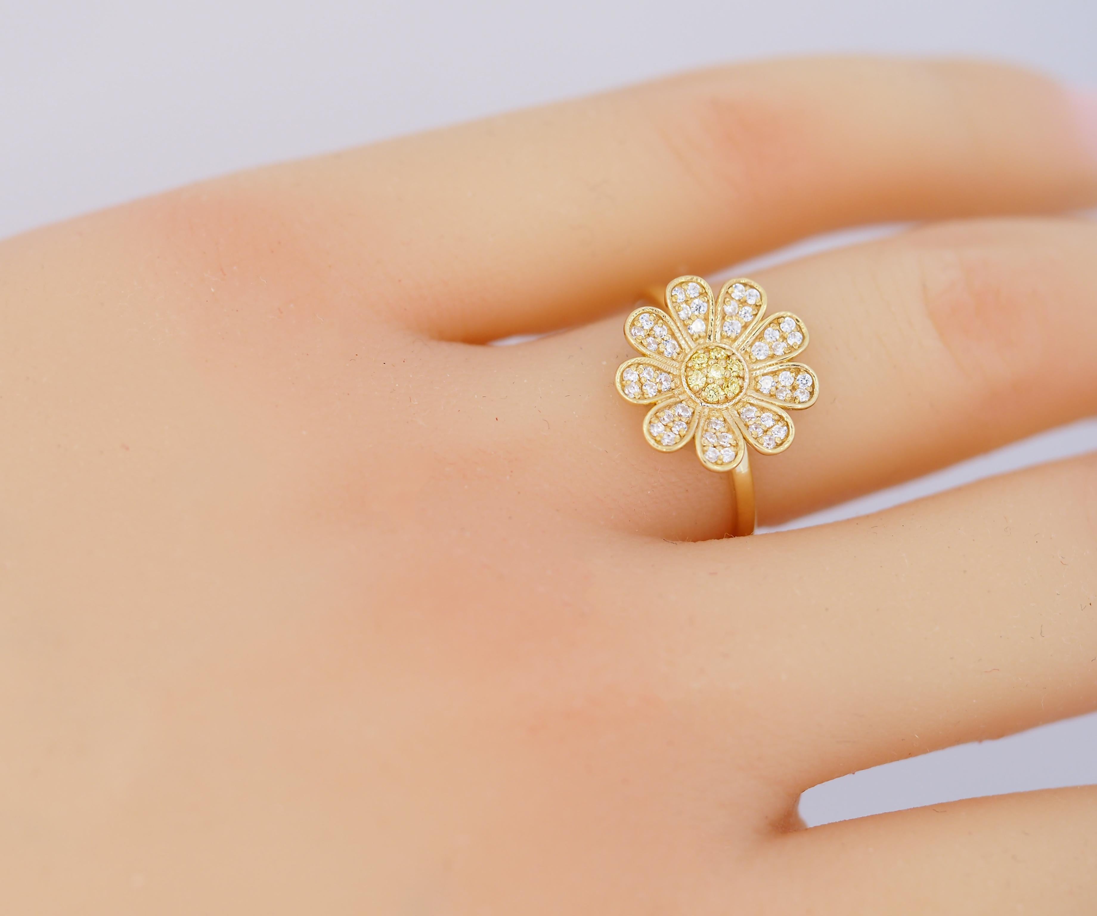 in vendita:  Anello con fiore di margherita in oro 14k 4