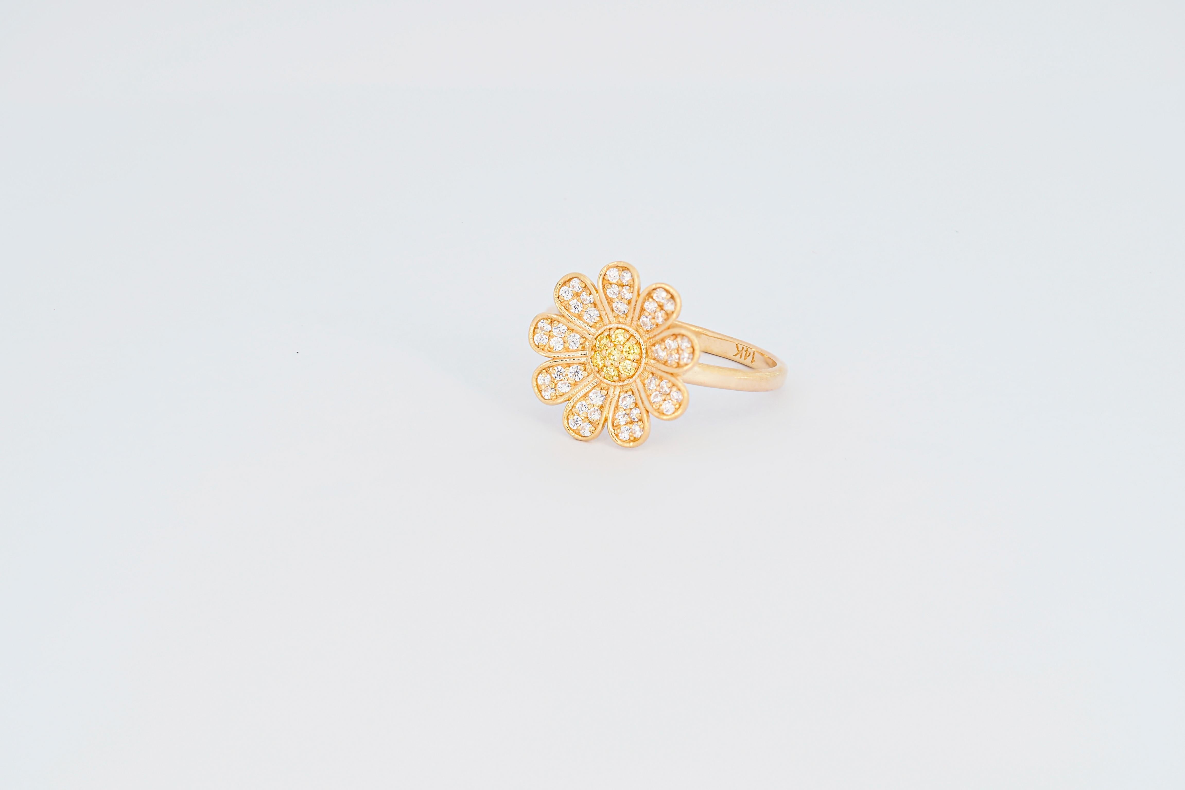 Daisy flower 14k gold ring In New Condition For Sale In Istanbul, TR