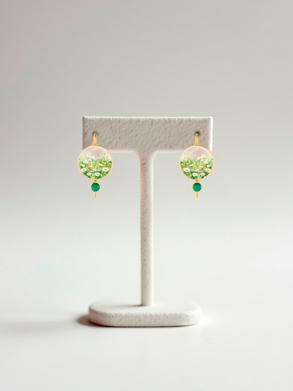 Mother Of Pearl Shell Stud Earrings with chalcedony and daisy flowers field drawing. Handmade flower Shell Earrings with chalcedony. Beach Wedding bridal stud earrings. Mother of pearl beach earrings. Shell paint earrings. Wearable art earrings