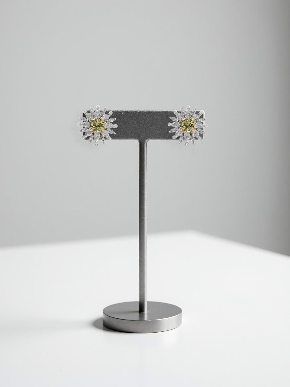 Daisy Blume Moissanit Ohrringe Ohrstecker (Moderne) im Angebot