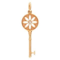 Vintage Daisy Key Charm in 18k Rose Gold, Tiffany & Co. 