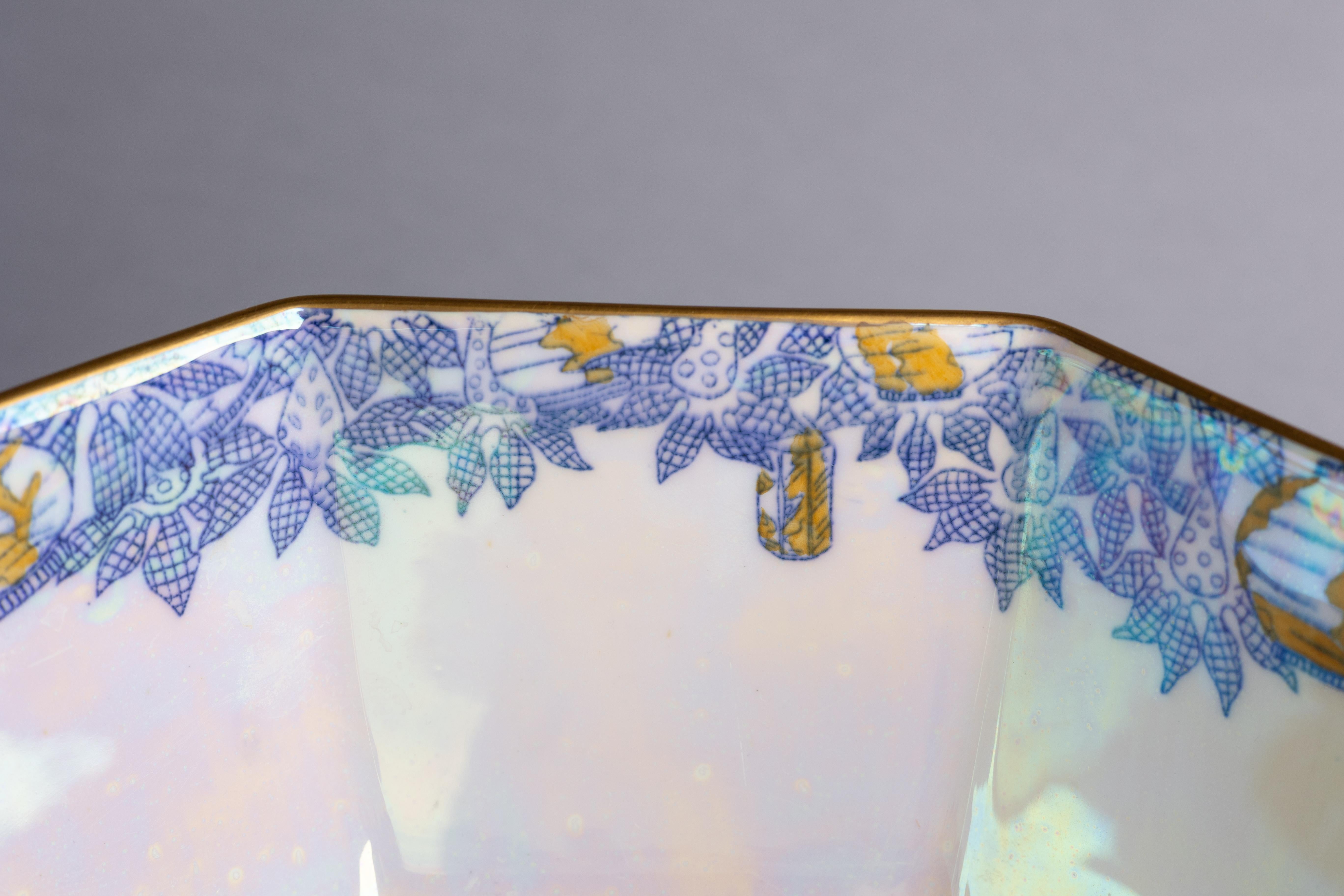 Daisy Makeig-Jones Fairyland Lustre Bowl di Wedgwood in vendita 4
