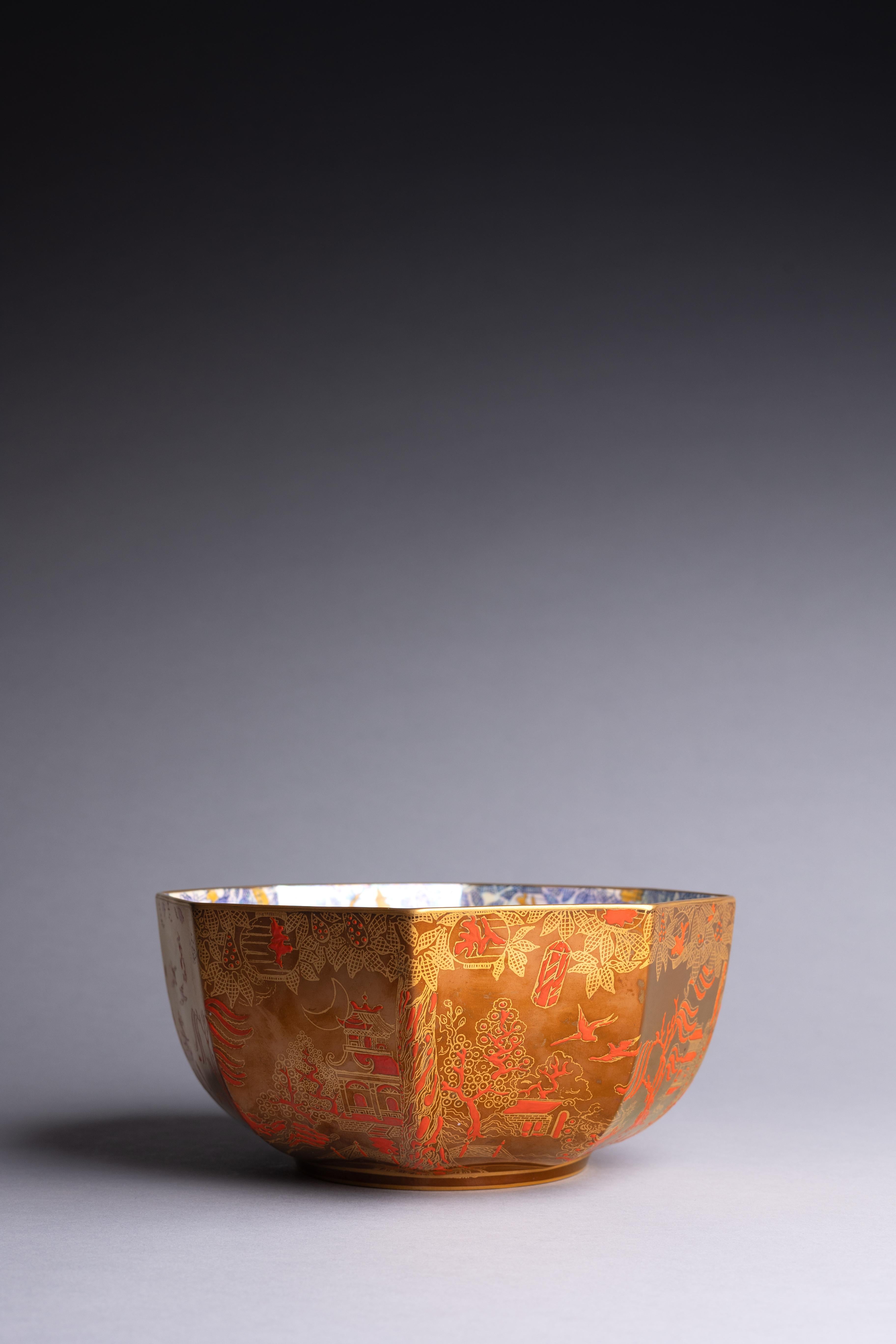 Inglese Daisy Makeig-Jones Fairyland Lustre Bowl di Wedgwood in vendita