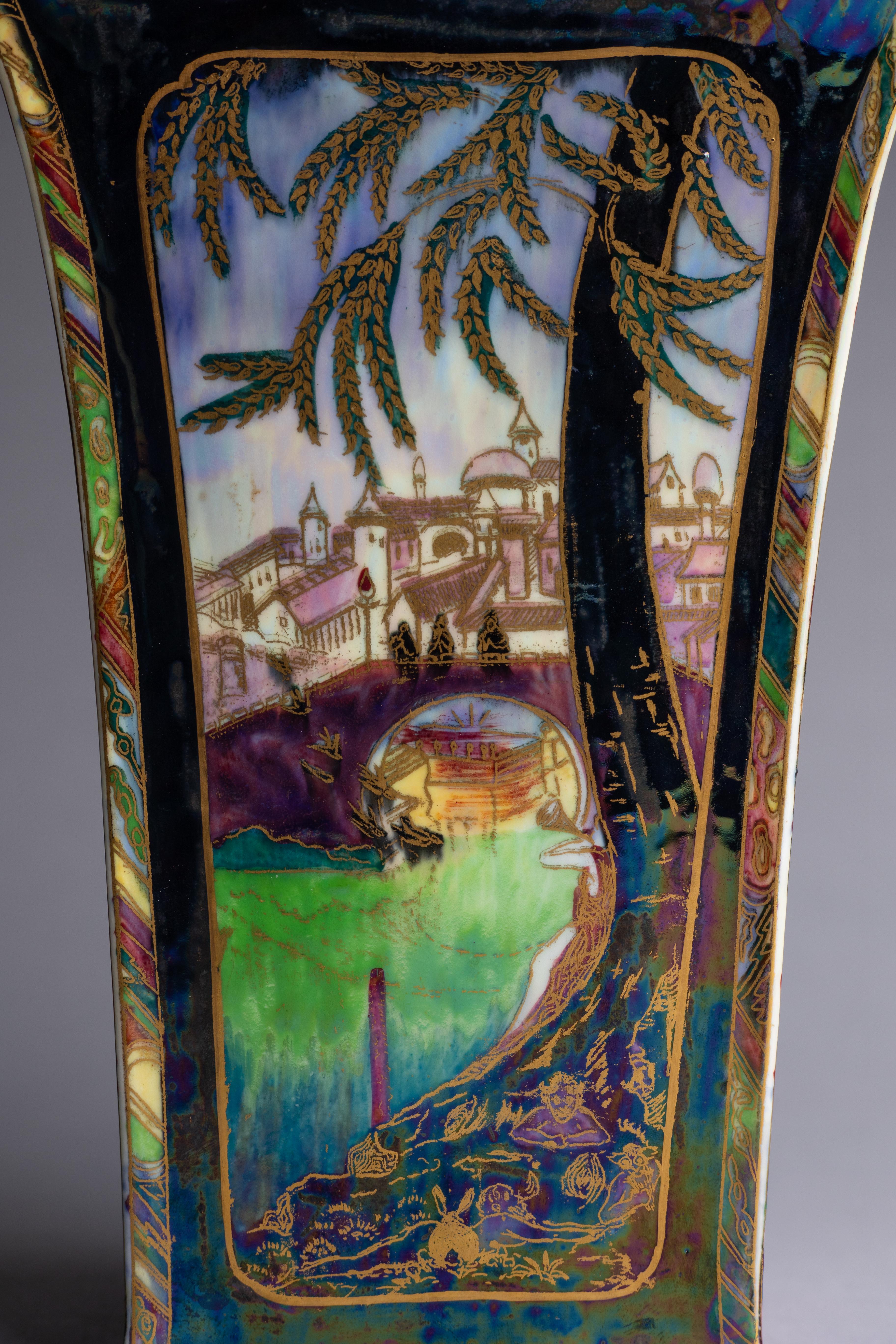 Daisy Makeig-Jones Vaso Wedgwood Fairyland Lustre in vendita 2