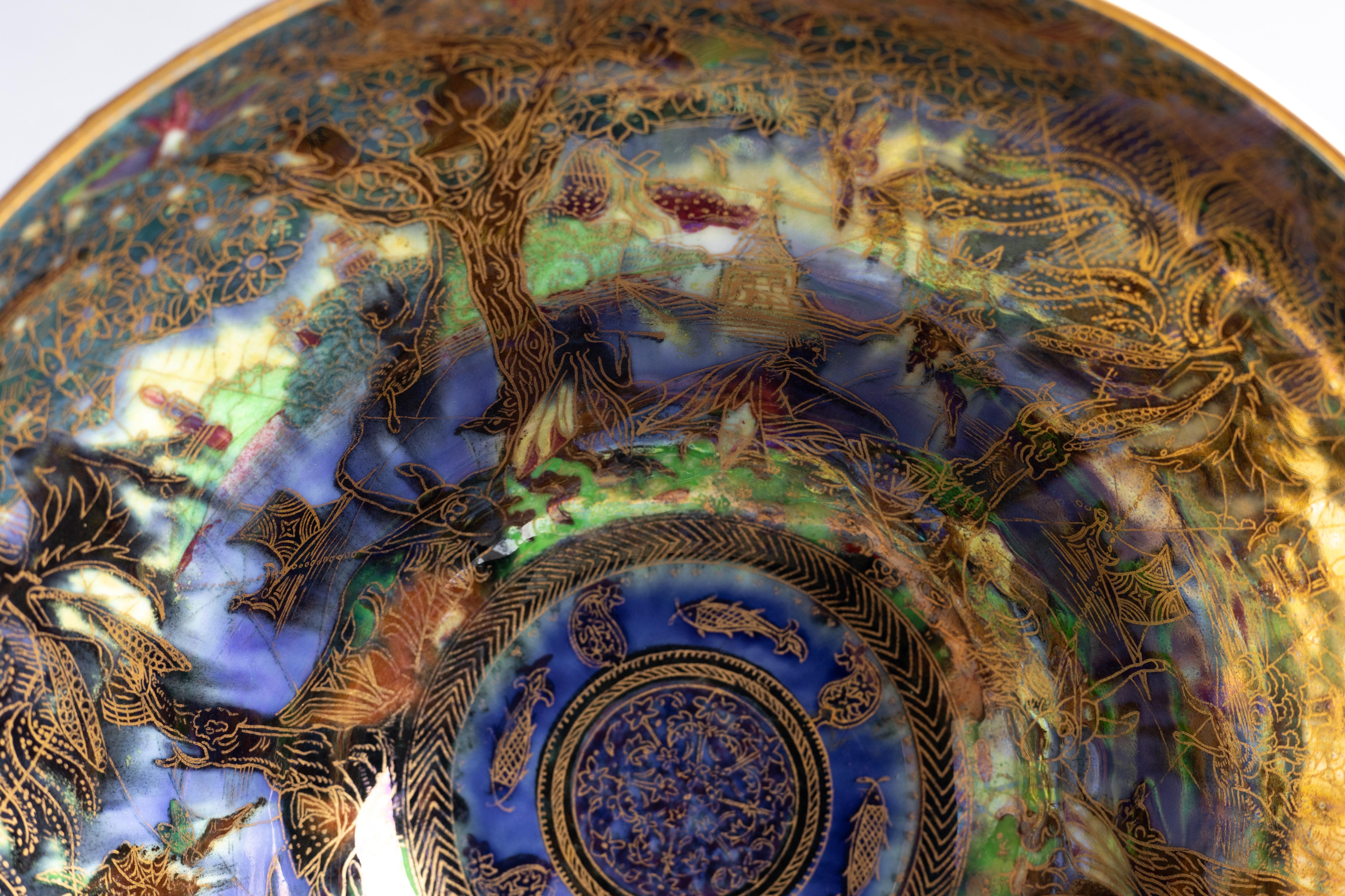 Ceramic Daisy Makeig-Jones Wedgwood Fairyland Lustre Melba Center Bowl