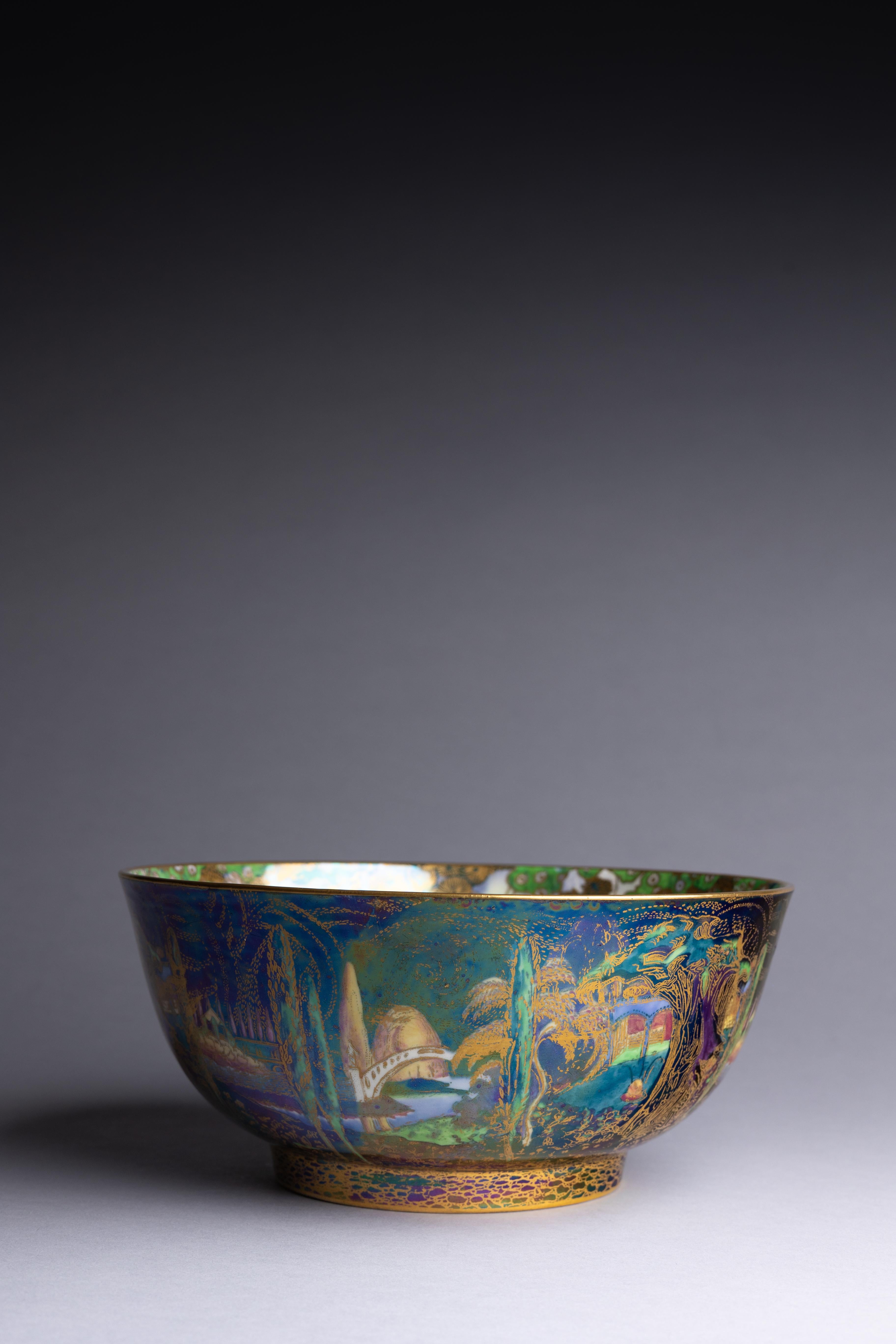 Doré Daisy Makeig-Jones Wedgwood Fairyland Lustre Poplar Trees Bol en vente