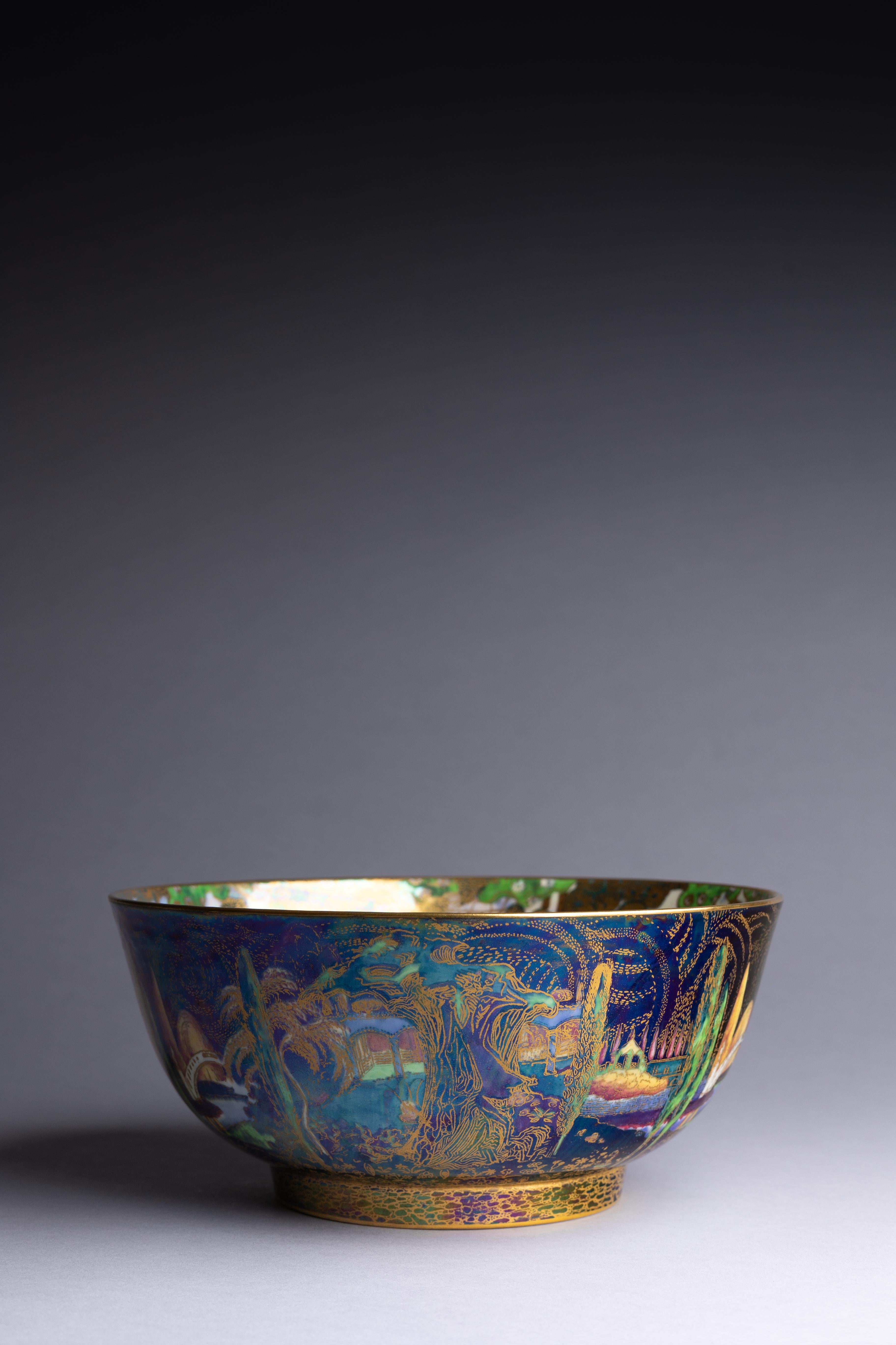 Porcelaine Daisy Makeig-Jones Wedgwood Fairyland Lustre Poplar Trees Bol en vente