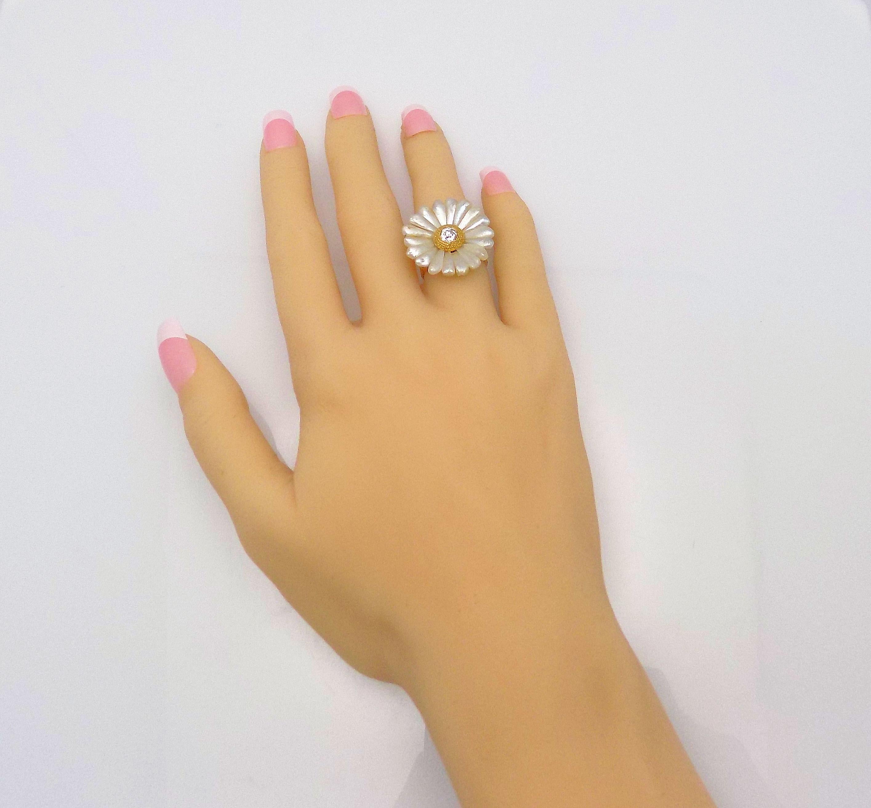 Daisy Motif American Fresh Water Pearls and Diamond Ring For Sale 4