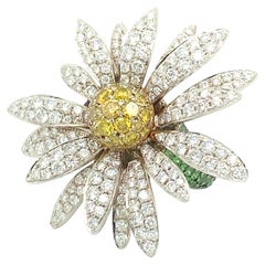 Daisy Ring with Diamonds and Tsavorites in 18 Karat White Gold by SILLAM 1835