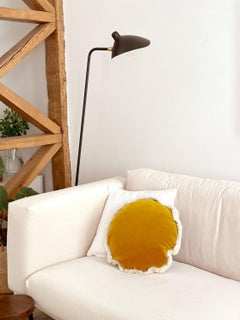 Daisy Round Dry Green Velvet Deluxe Handmade Decorative Pillow