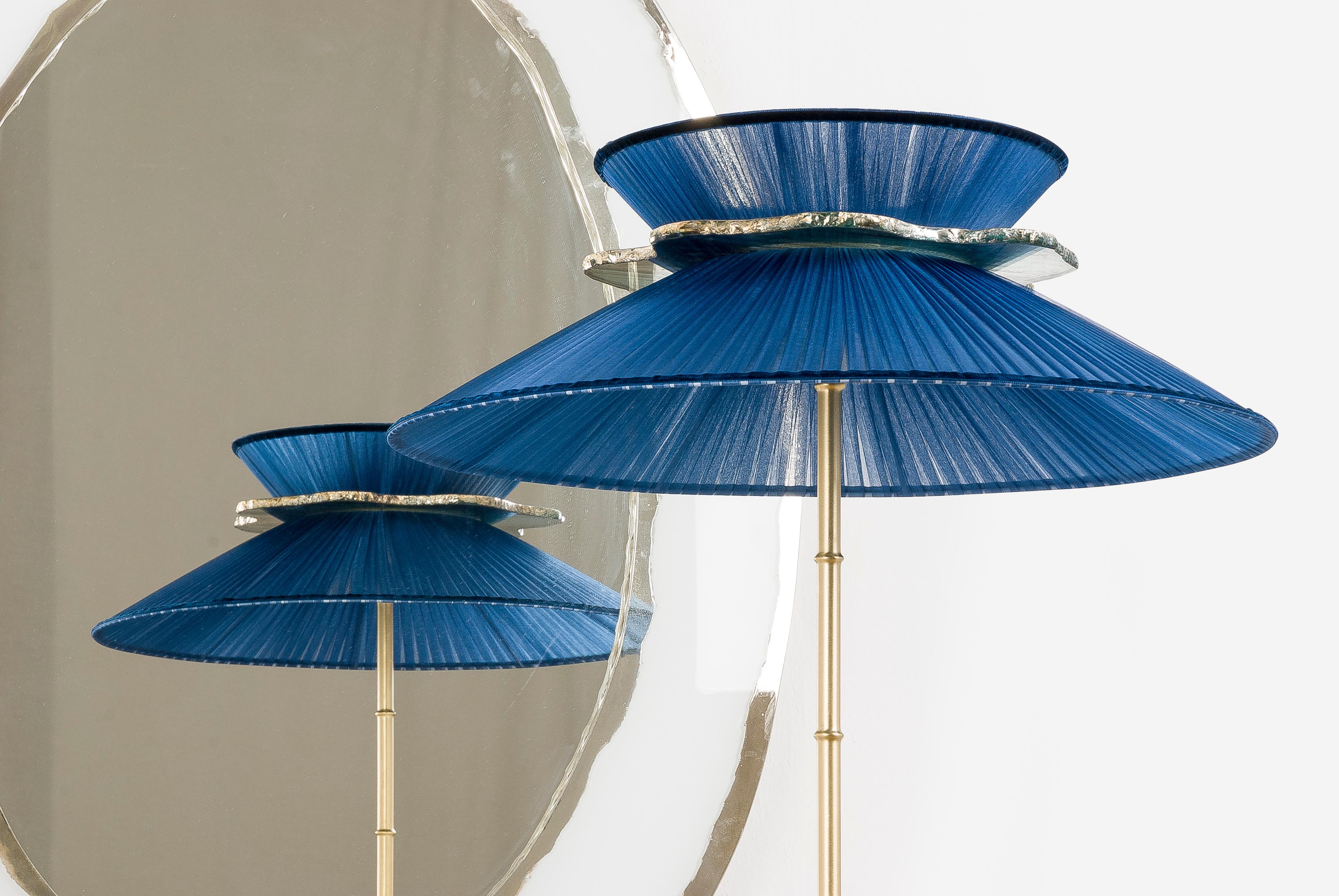 Daisy contemporary standing lamp, sapphire silk , silvered glass necklace, brass  In New Condition In Pietrasanta, IT