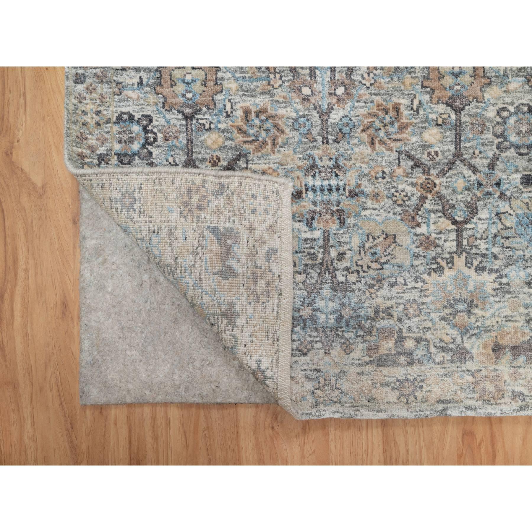 Médiéval Tapis de course noué à la main Daisy White Sickle Leaf Design Silk & Wool 2'7