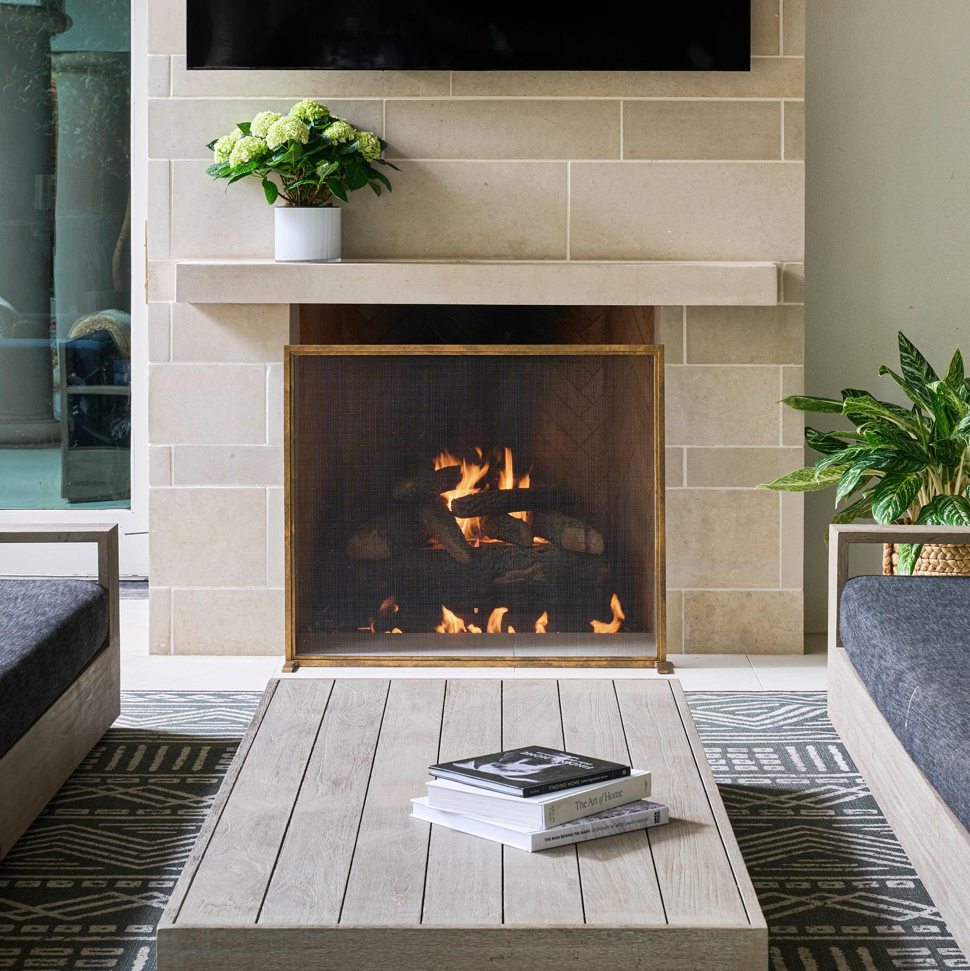 Dakota Fireplace Screen in Warm Black For Sale 9