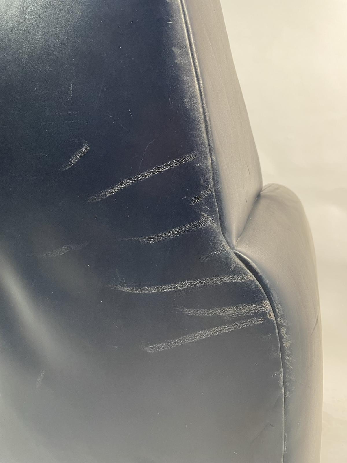 Dakota Jackson Leather Swivel Chair For Sale 3